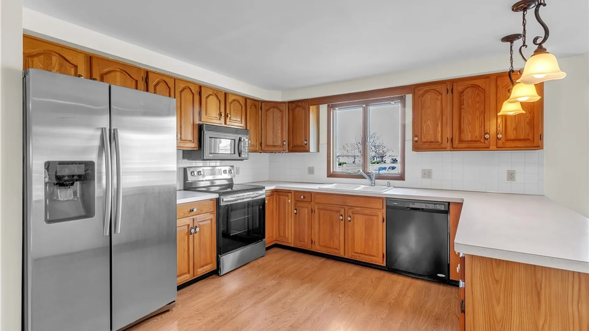 Property at 56 Niagara Shore Drive, Tonawanda, NY 14150 24