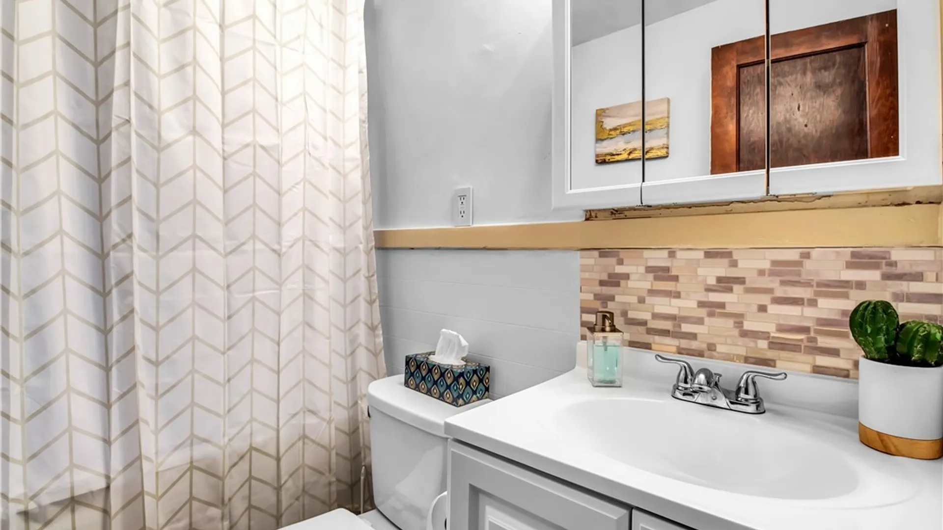 Property at 115 Claremont Avenue, Buffalo, NY 14222 13