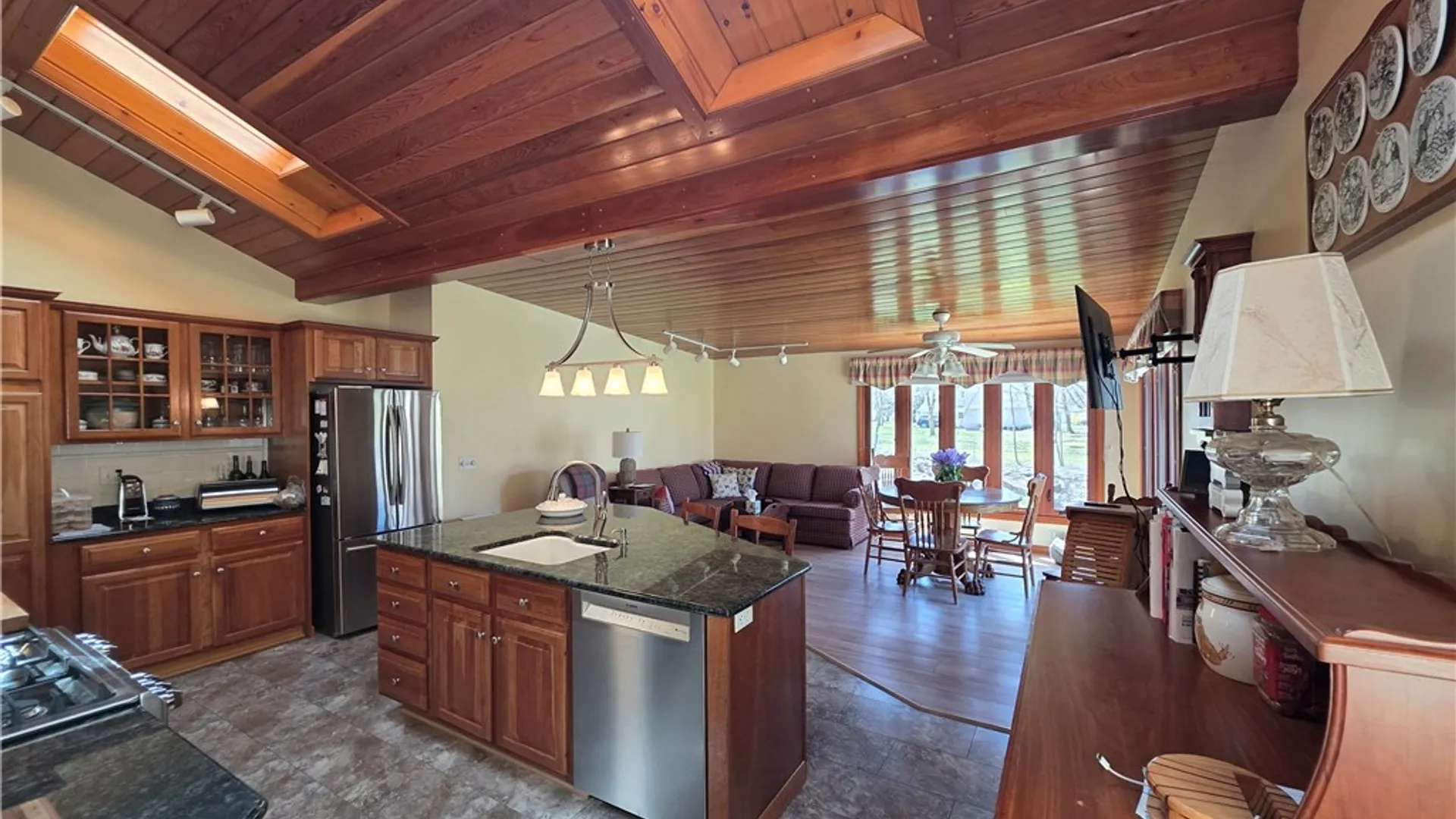 Property at 7 Locust Street, Bath, NY 14810 10