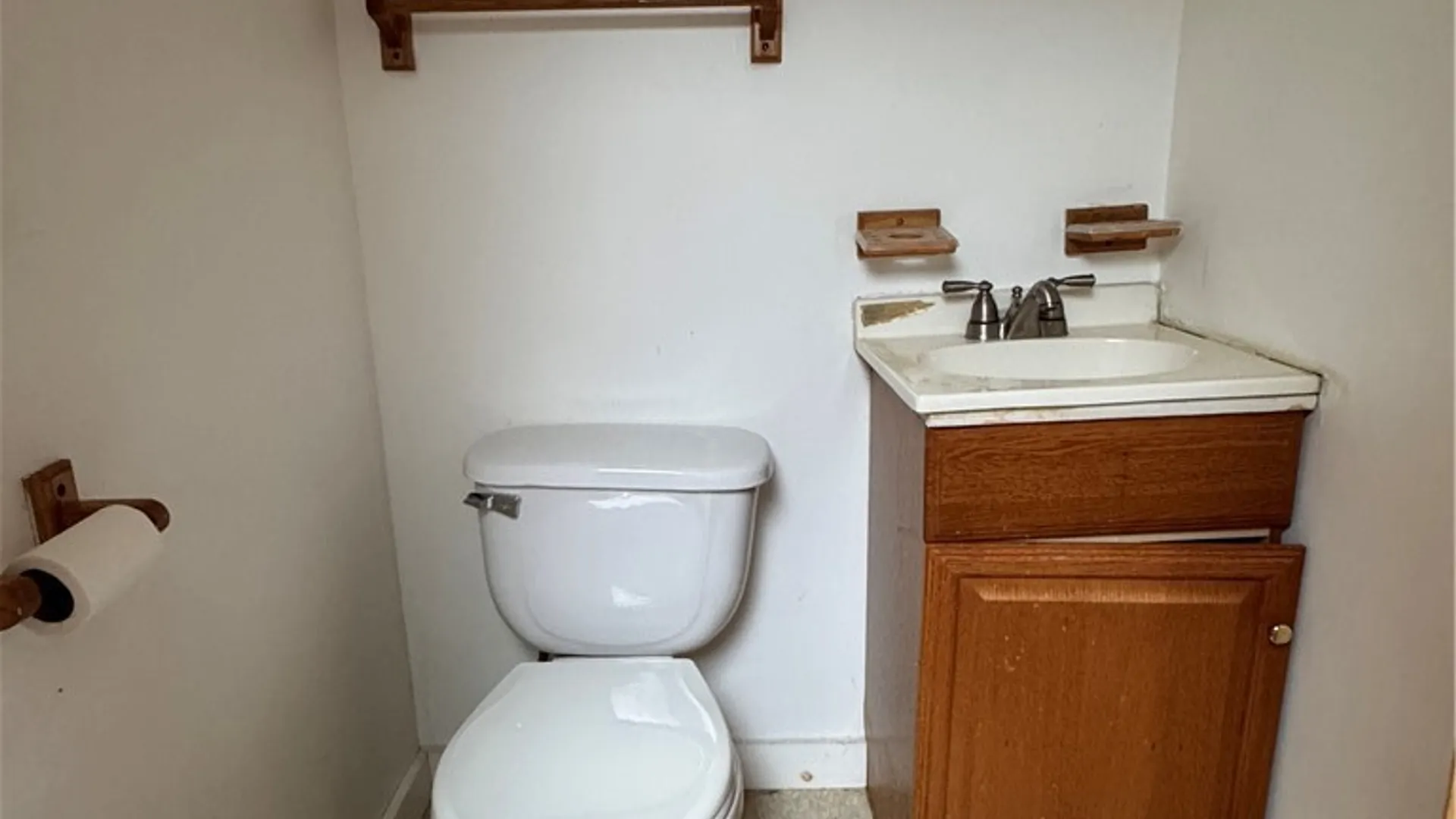 Property at 106 Ballard Avenue, Syracuse, NY 13205 12