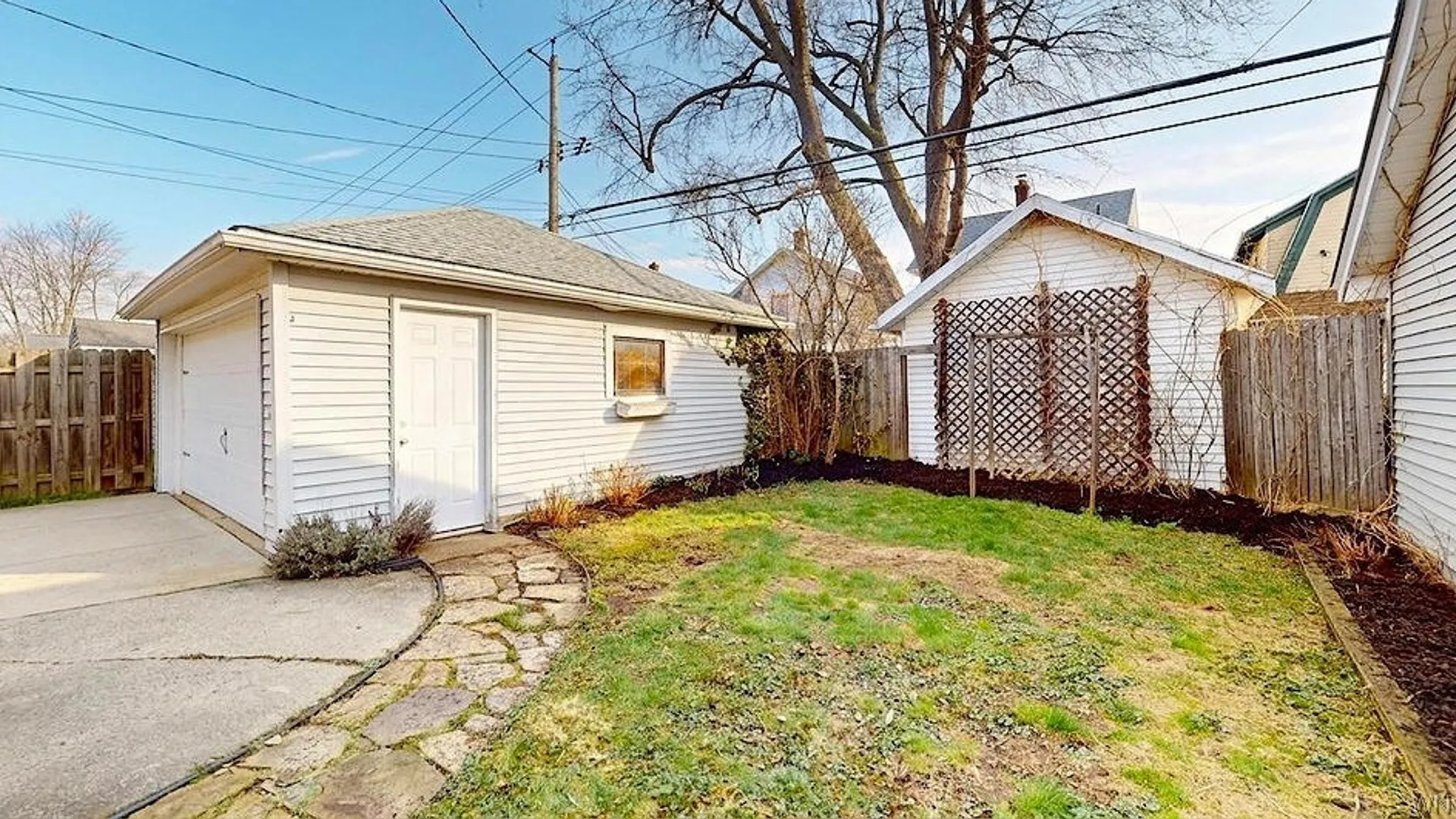Property at 140 Knowlton Avenue, Tonawanda, NY 14217 7