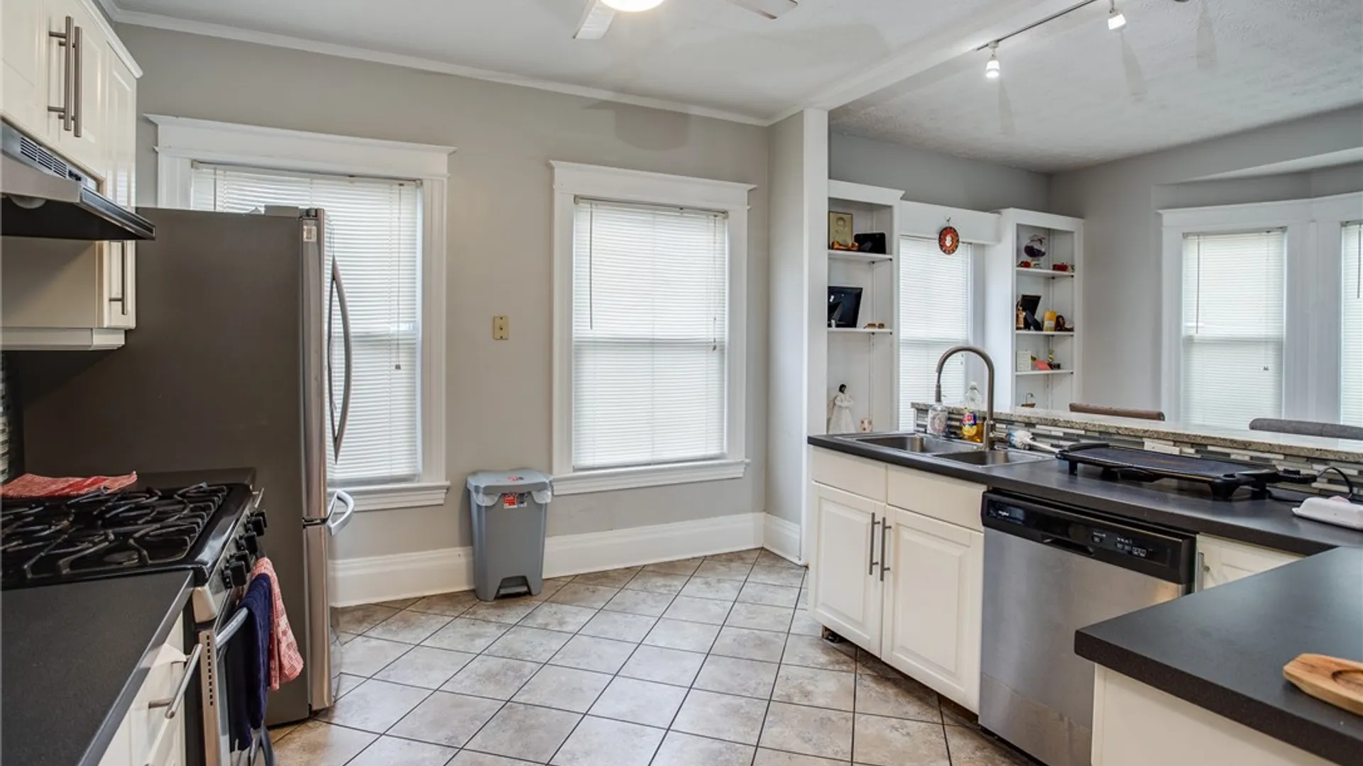 Property at 395 University Avenue, Rochester, NY 14607 7