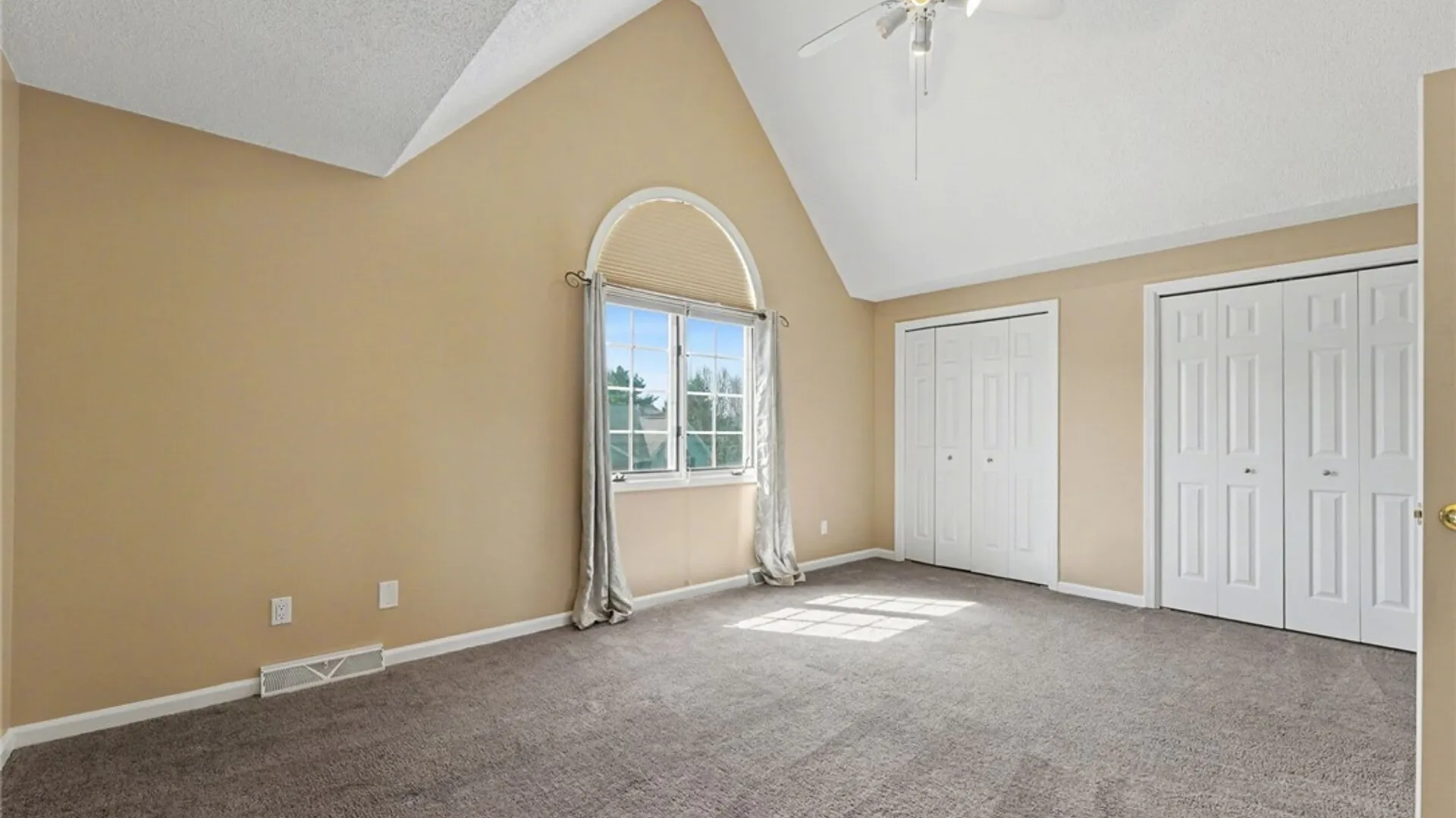 Property at 32 Hill Drive, West Seneca, NY 14224 23