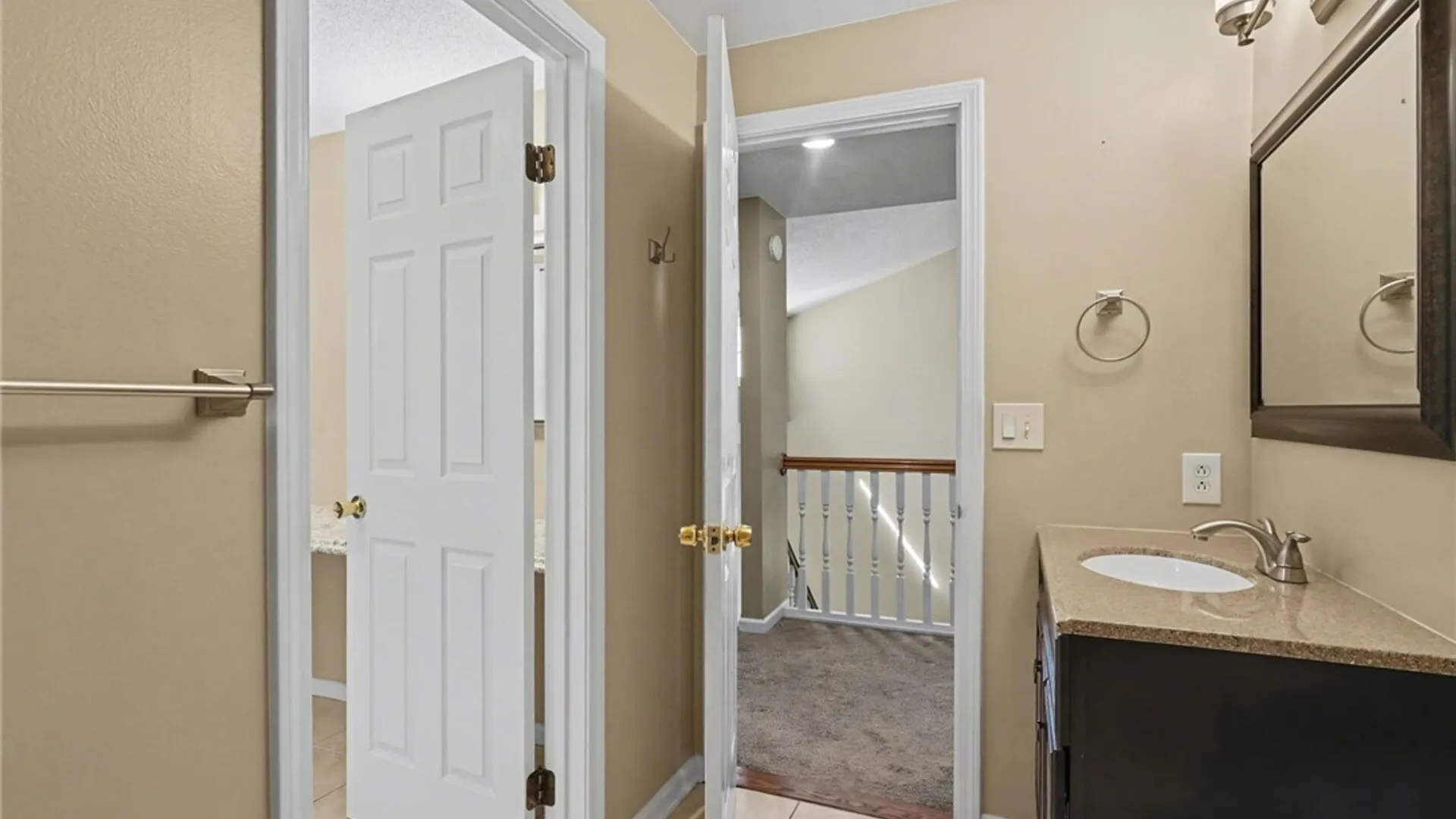 Property at 32 Hill Drive, West Seneca, NY 14224 30