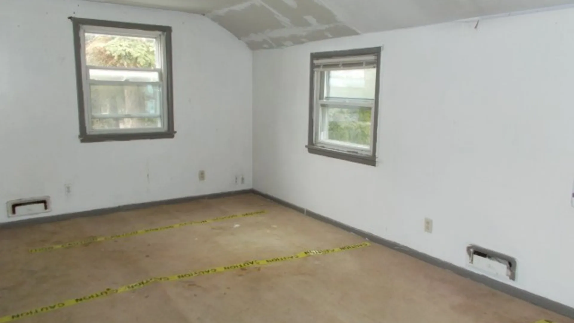 Property at 19 Fairview Court, Greece, NY 14612 12