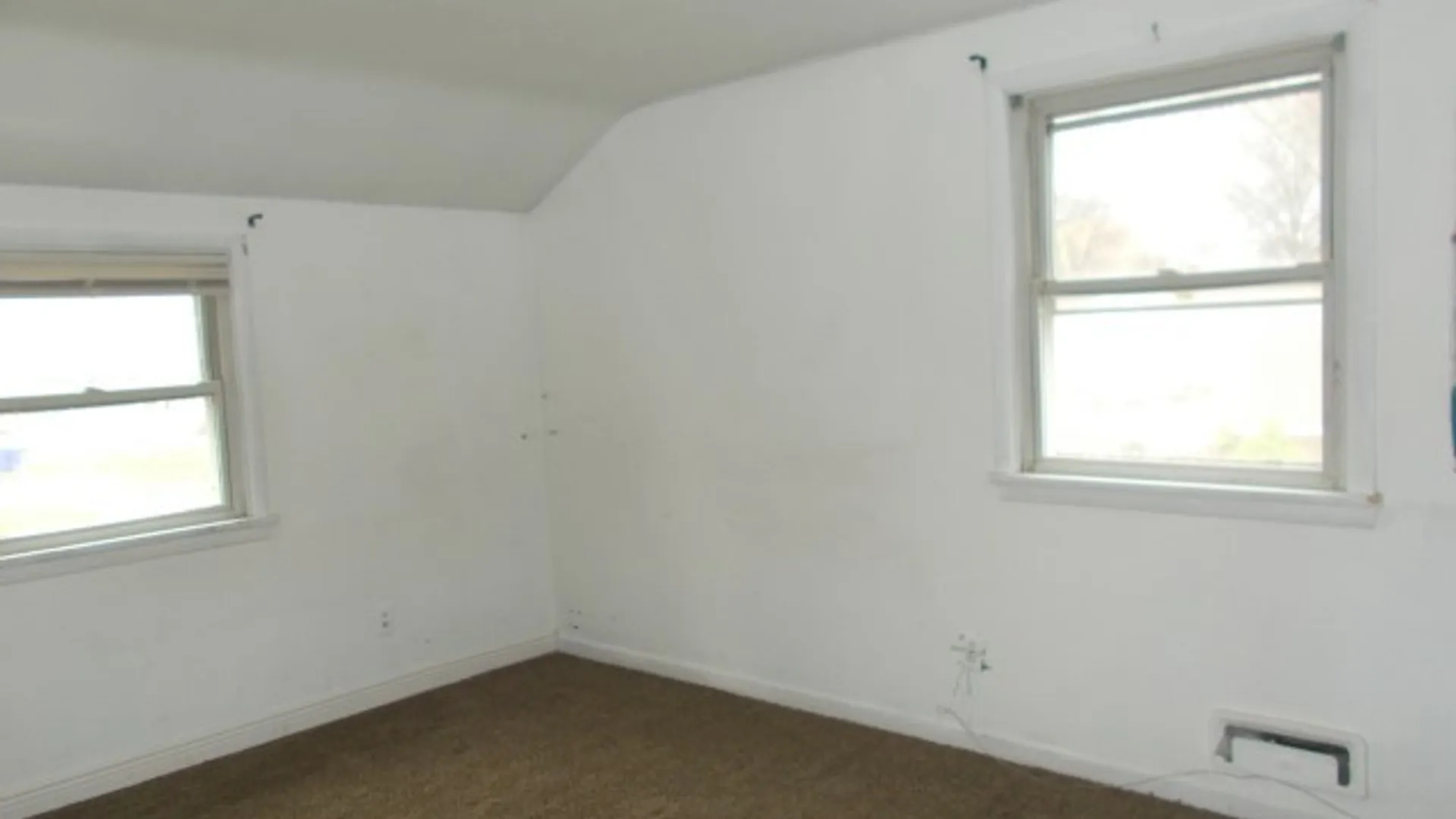 Property at 19 Fairview Court, Greece, NY 14612 13