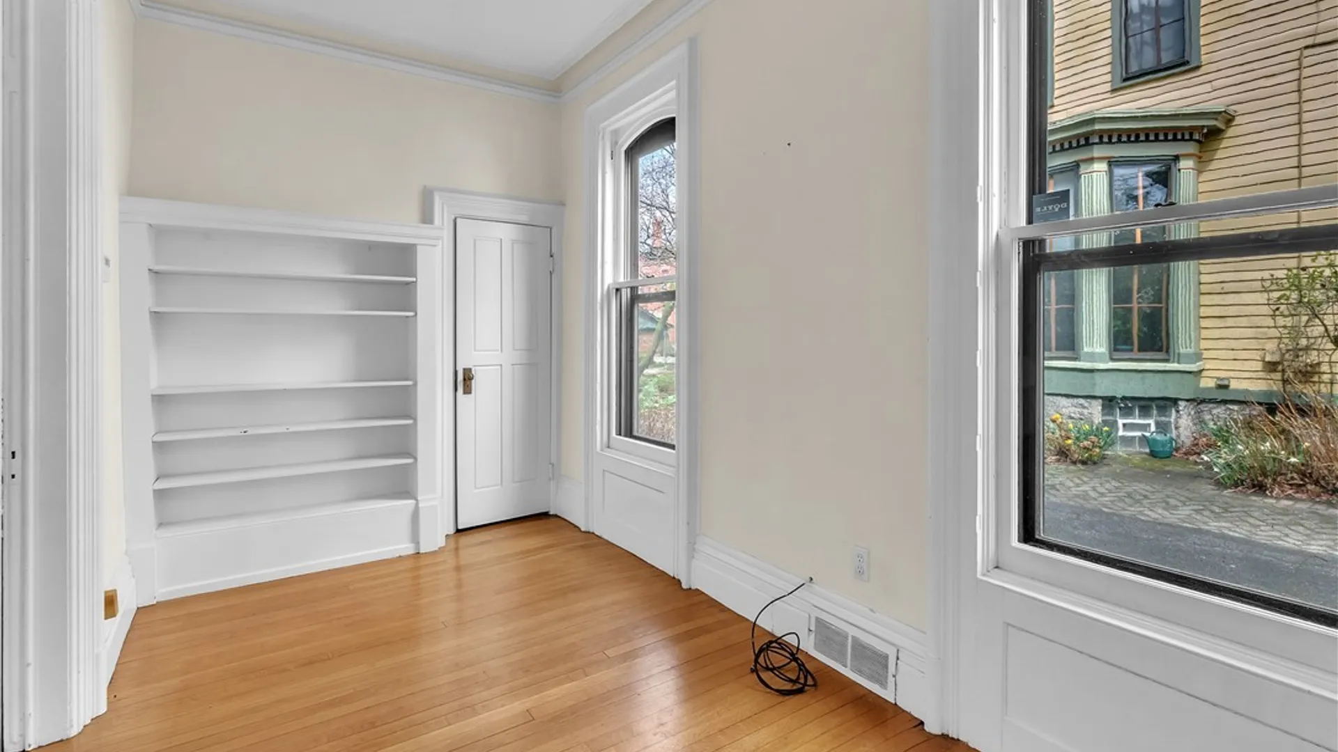 Property at 41 Irving Place, Buffalo, NY 14201 12