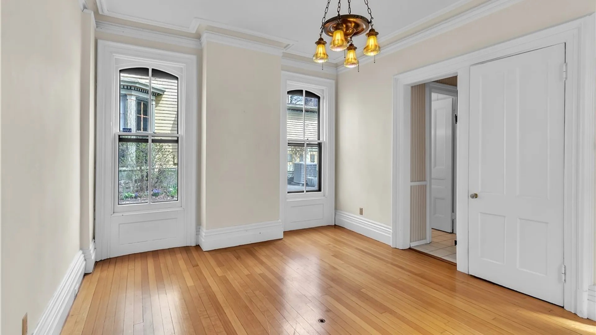 Property at 41 Irving Place, Buffalo, NY 14201 17