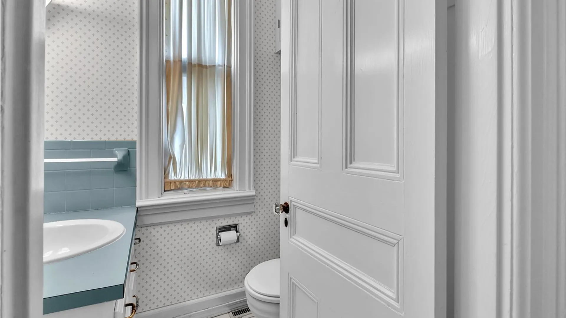 Property at 41 Irving Place, Buffalo, NY 14201 18