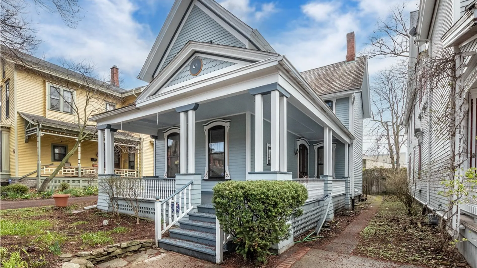 Property at 41 Irving Place, Buffalo, NY 14201 2