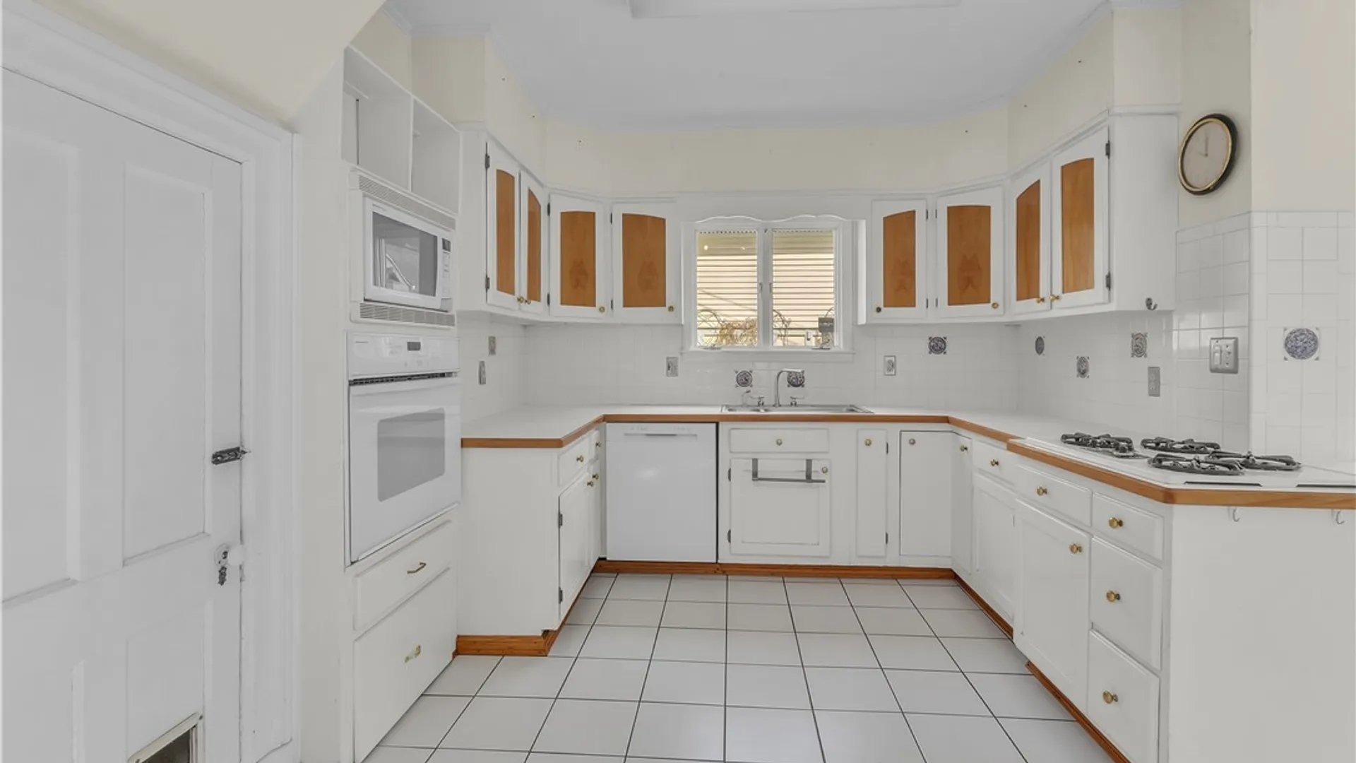 Property at 41 Irving Place, Buffalo, NY 14201 20