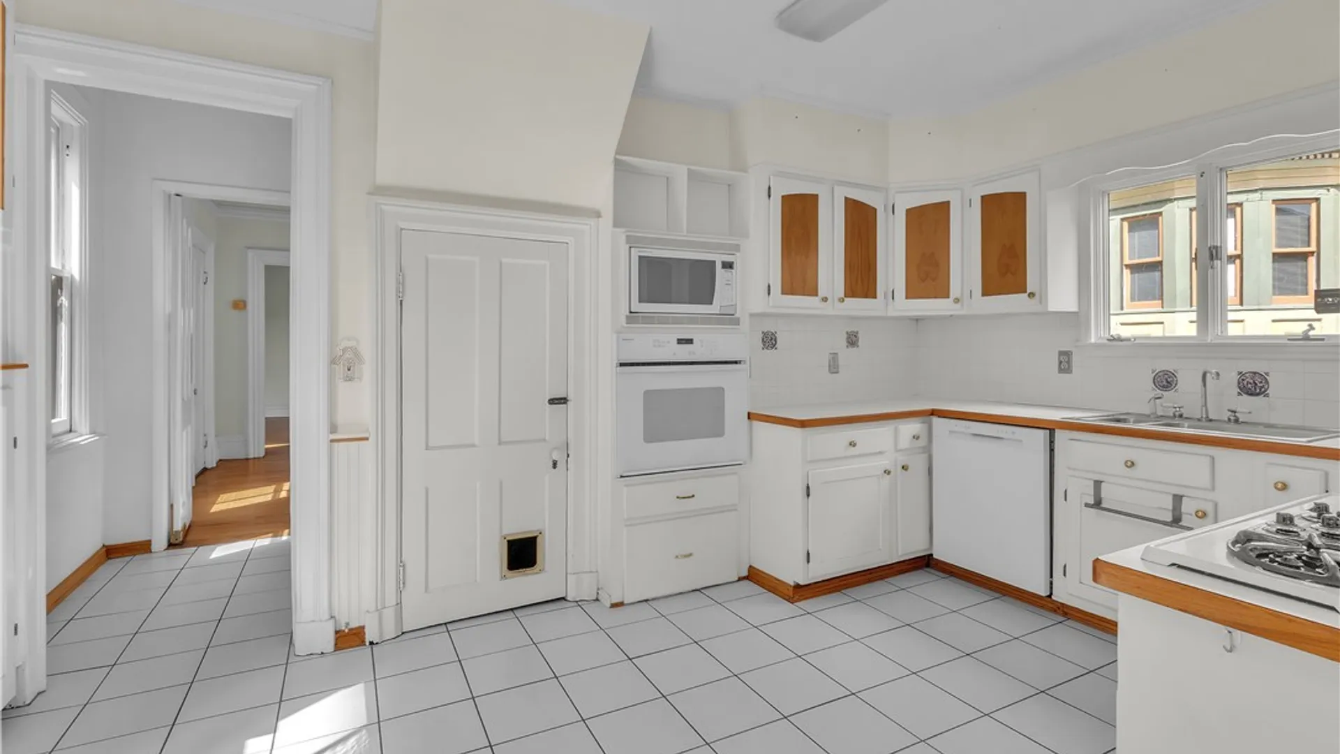 Property at 41 Irving Place, Buffalo, NY 14201 21