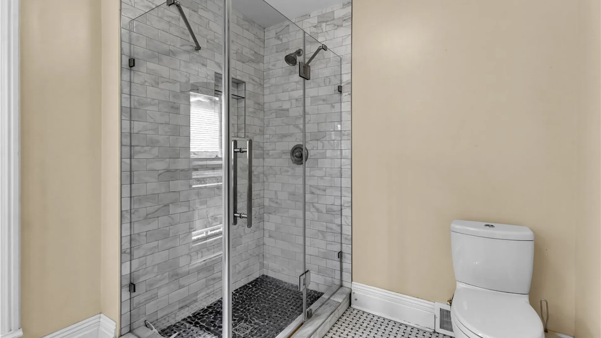 Property at 41 Irving Place, Buffalo, NY 14201 30