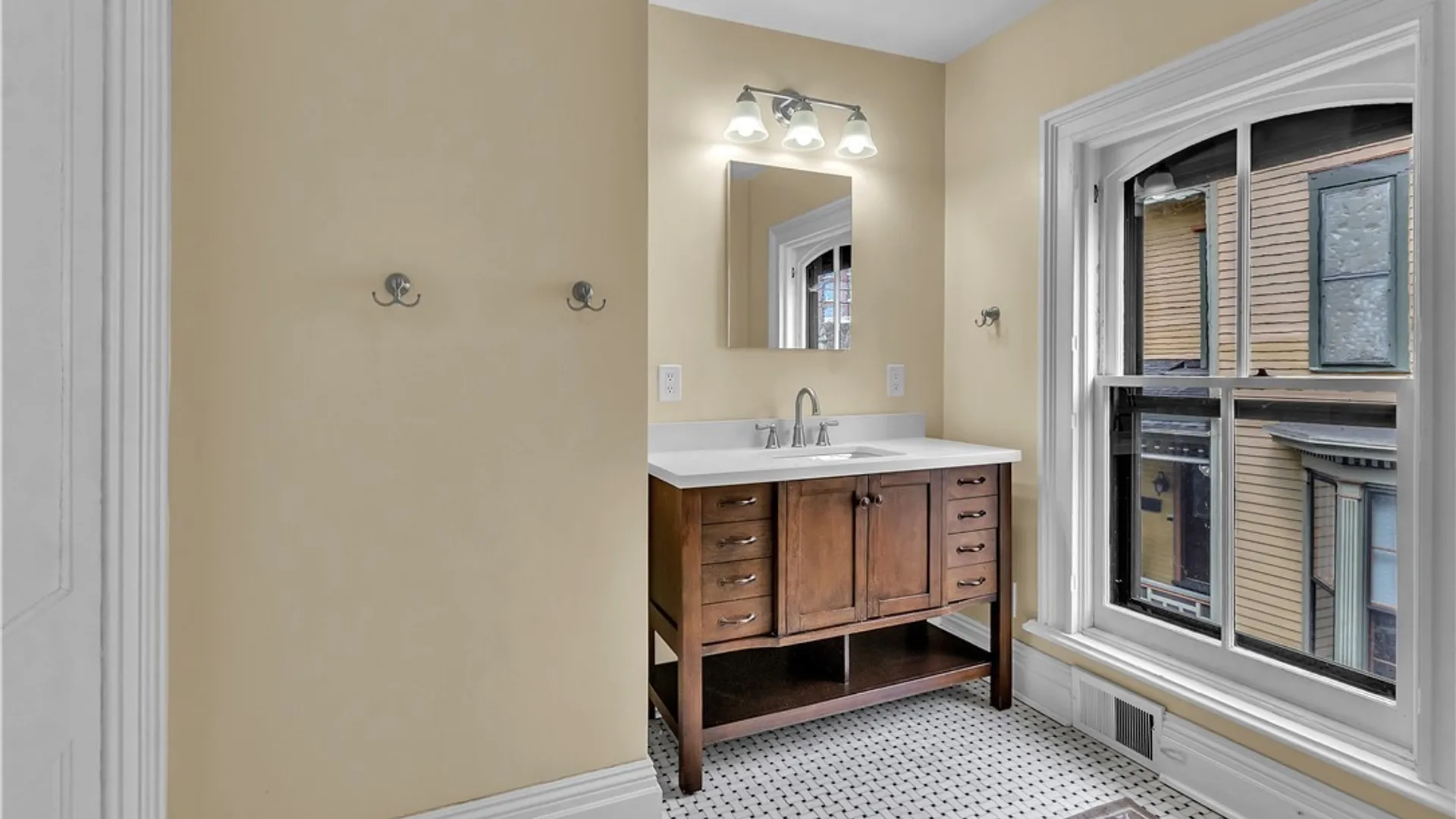 Property at 41 Irving Place, Buffalo, NY 14201 31