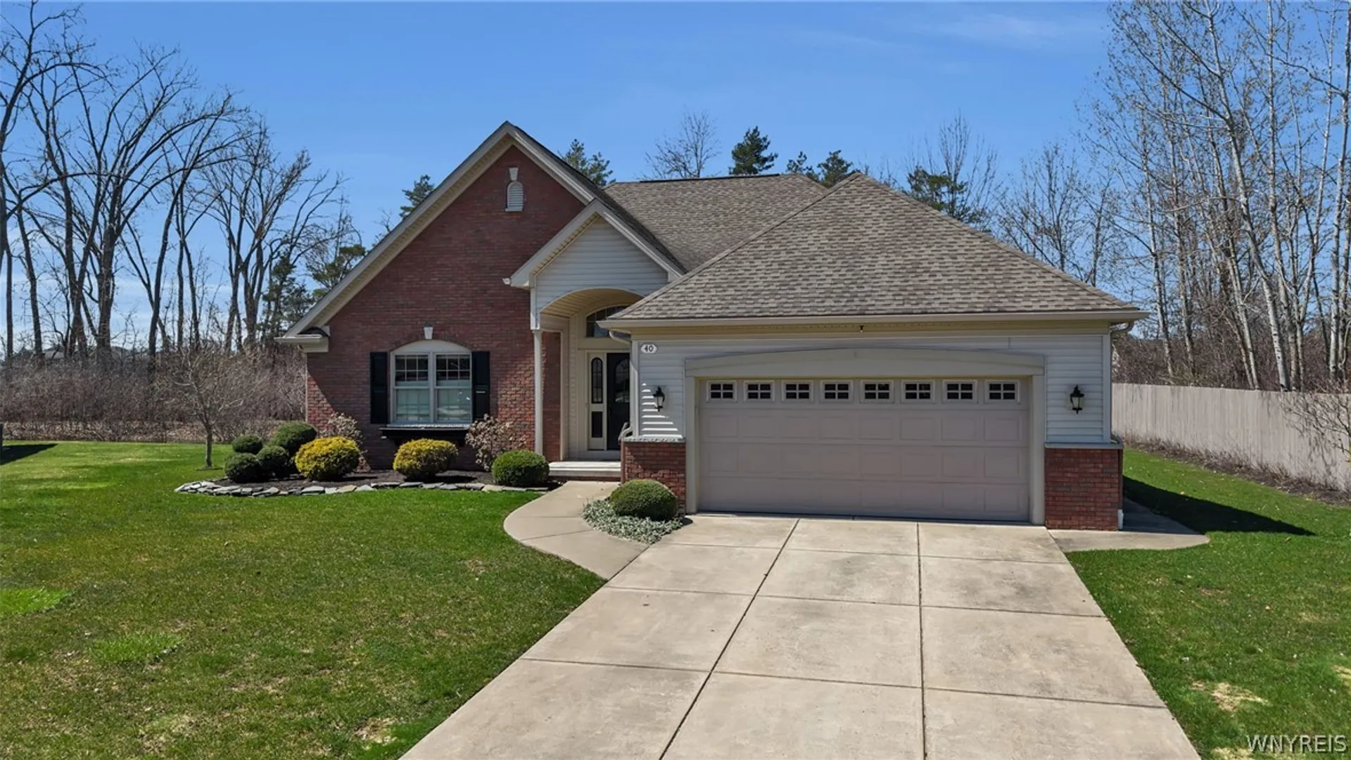 Property at 40 Collins Court, Amherst, NY 14068 2