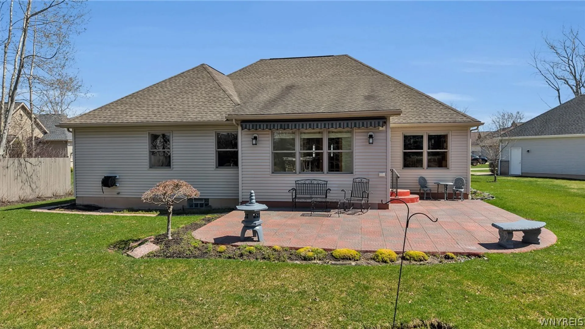 Property at 40 Collins Court, Amherst, NY 14068 40