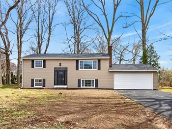 Property at 639 Ironwood Circle, Webster, NY 14580