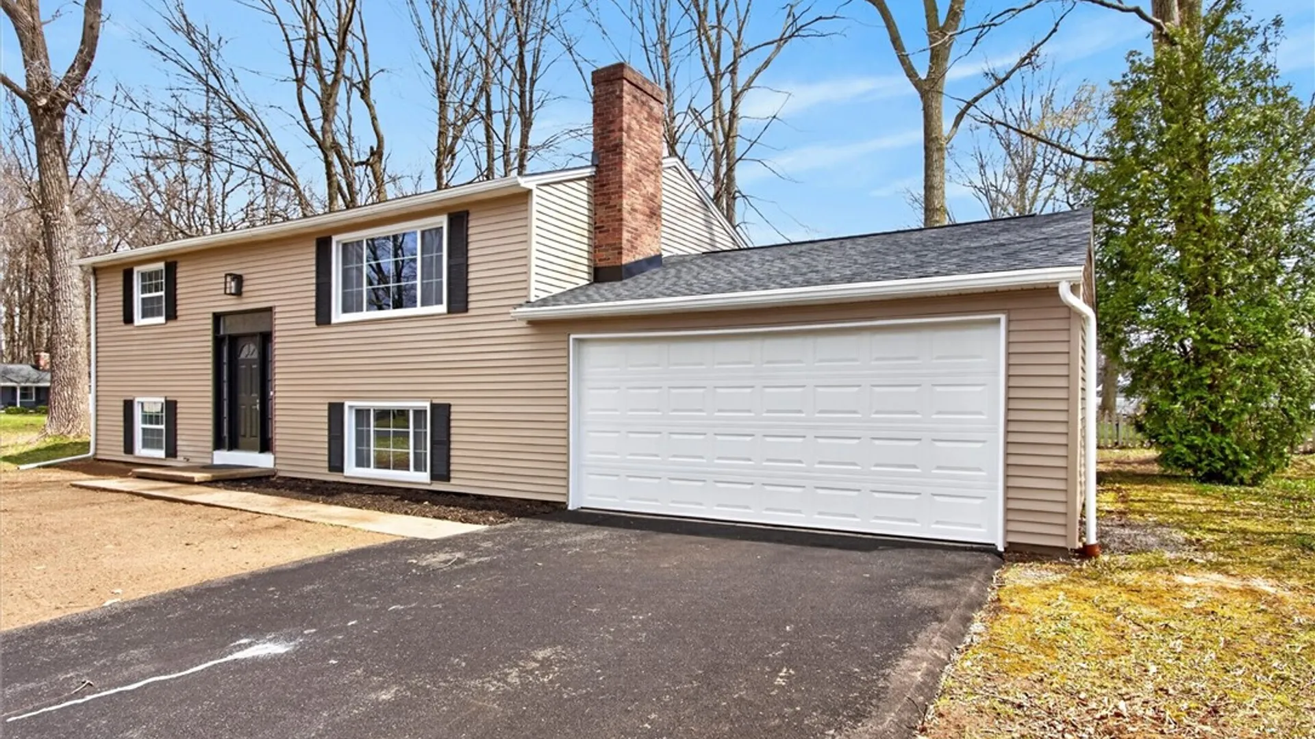 Property at 639 Ironwood Circle, Webster, NY 14580 2