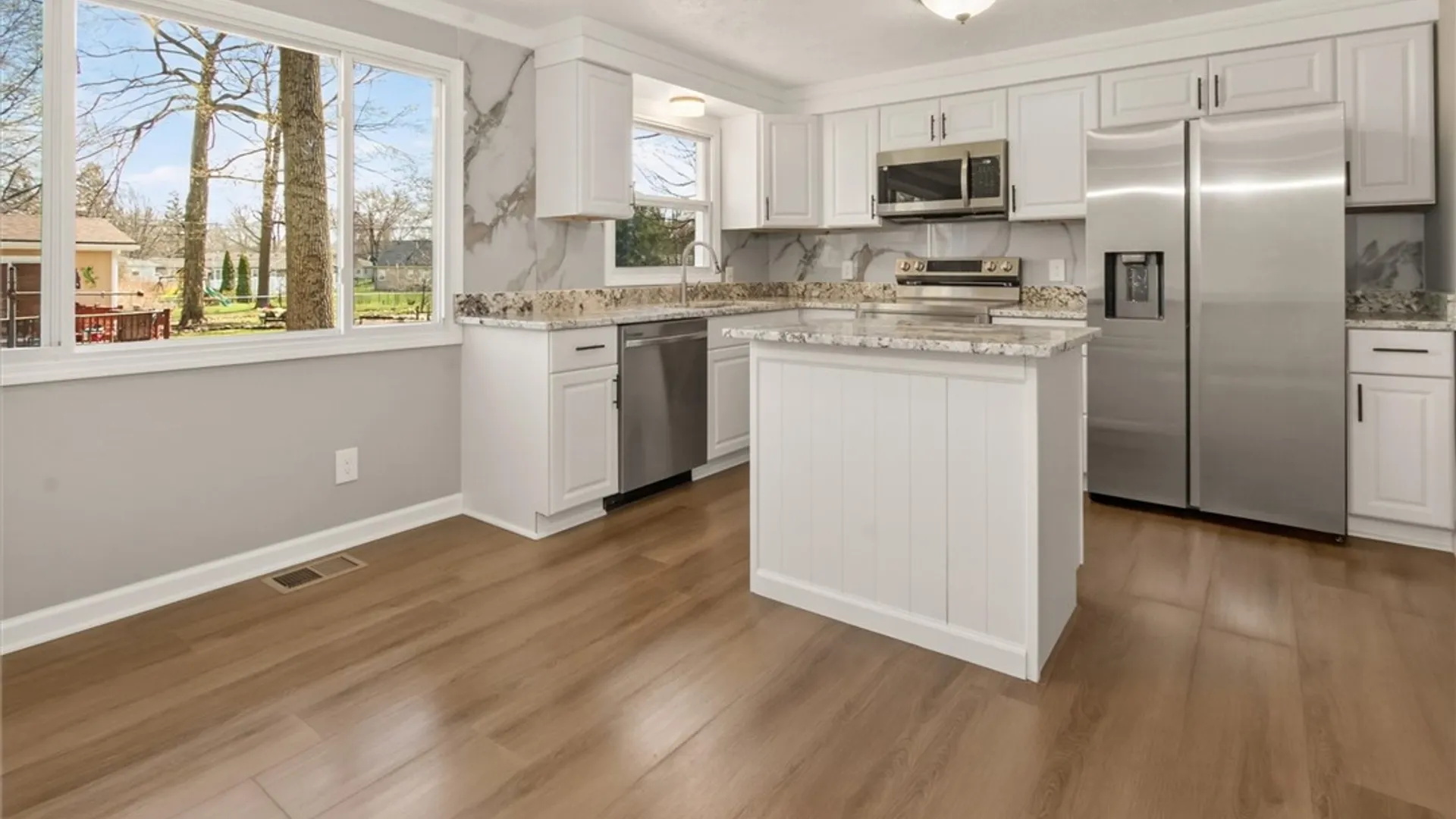 Property at 639 Ironwood Circle, Webster, NY 14580 8