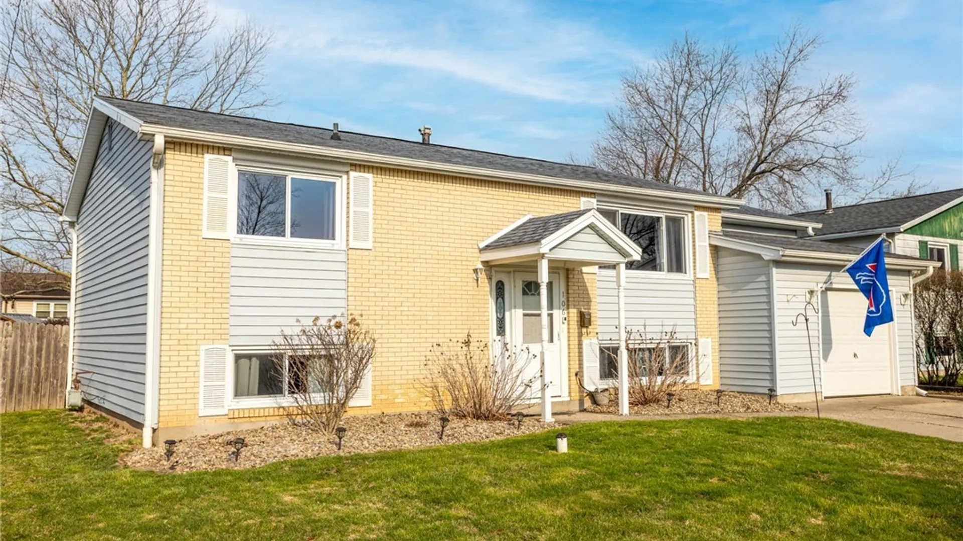 Property at 106 Olanta Street, Lancaster, NY 14043 2