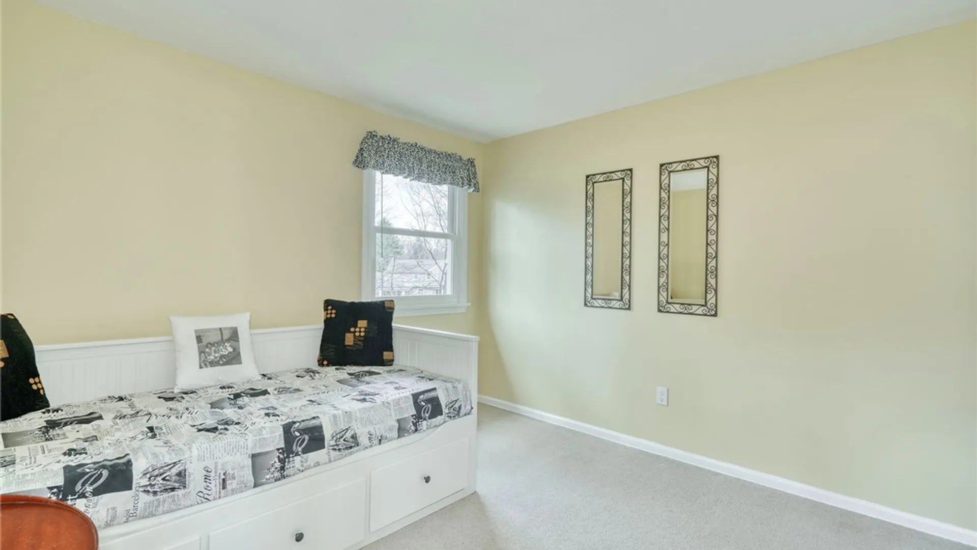 Property at 9 Burncoat Way, Pittsford, NY 14534 29