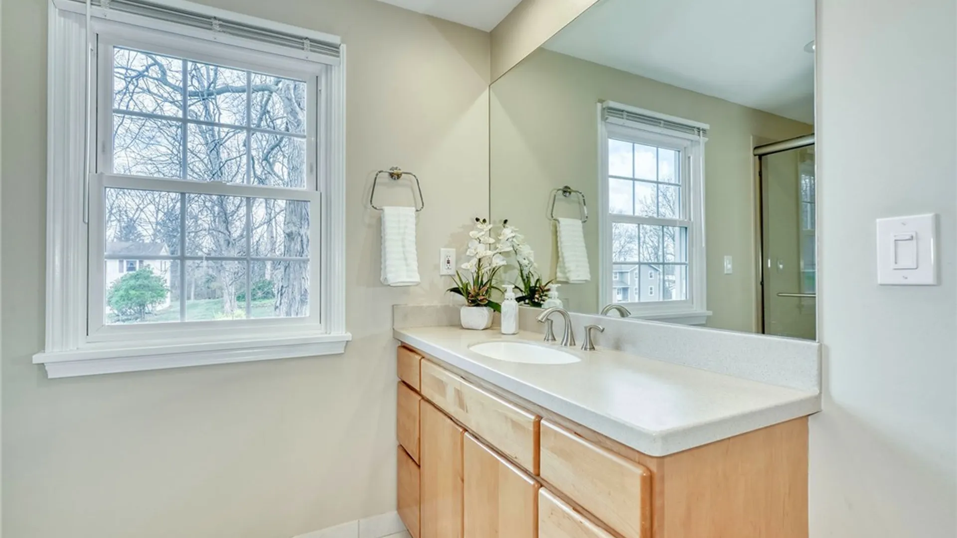 Property at 9 Burncoat Way, Pittsford, NY 14534 35