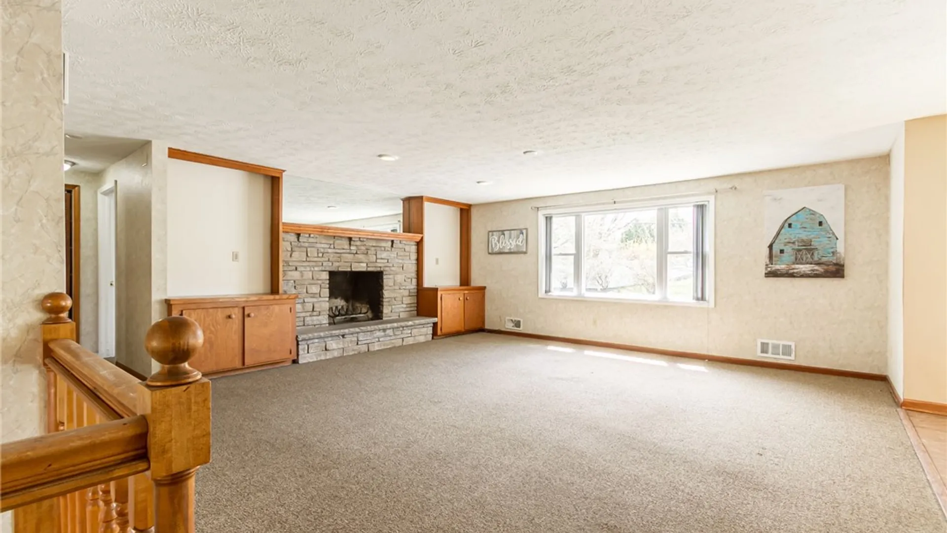 Property at 299 Fairport Road, Pittsford, NY 14445 12
