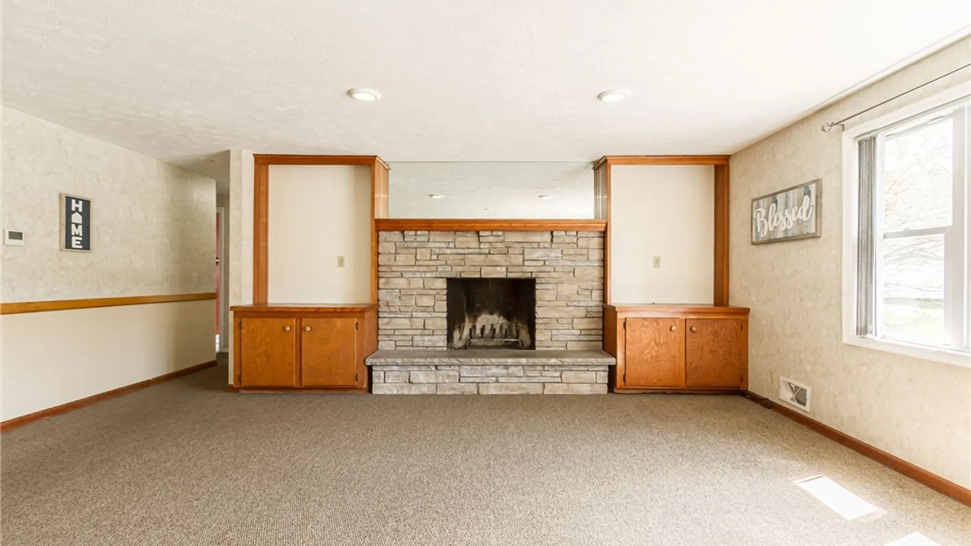 Property at 299 Fairport Road, Pittsford, NY 14445 16