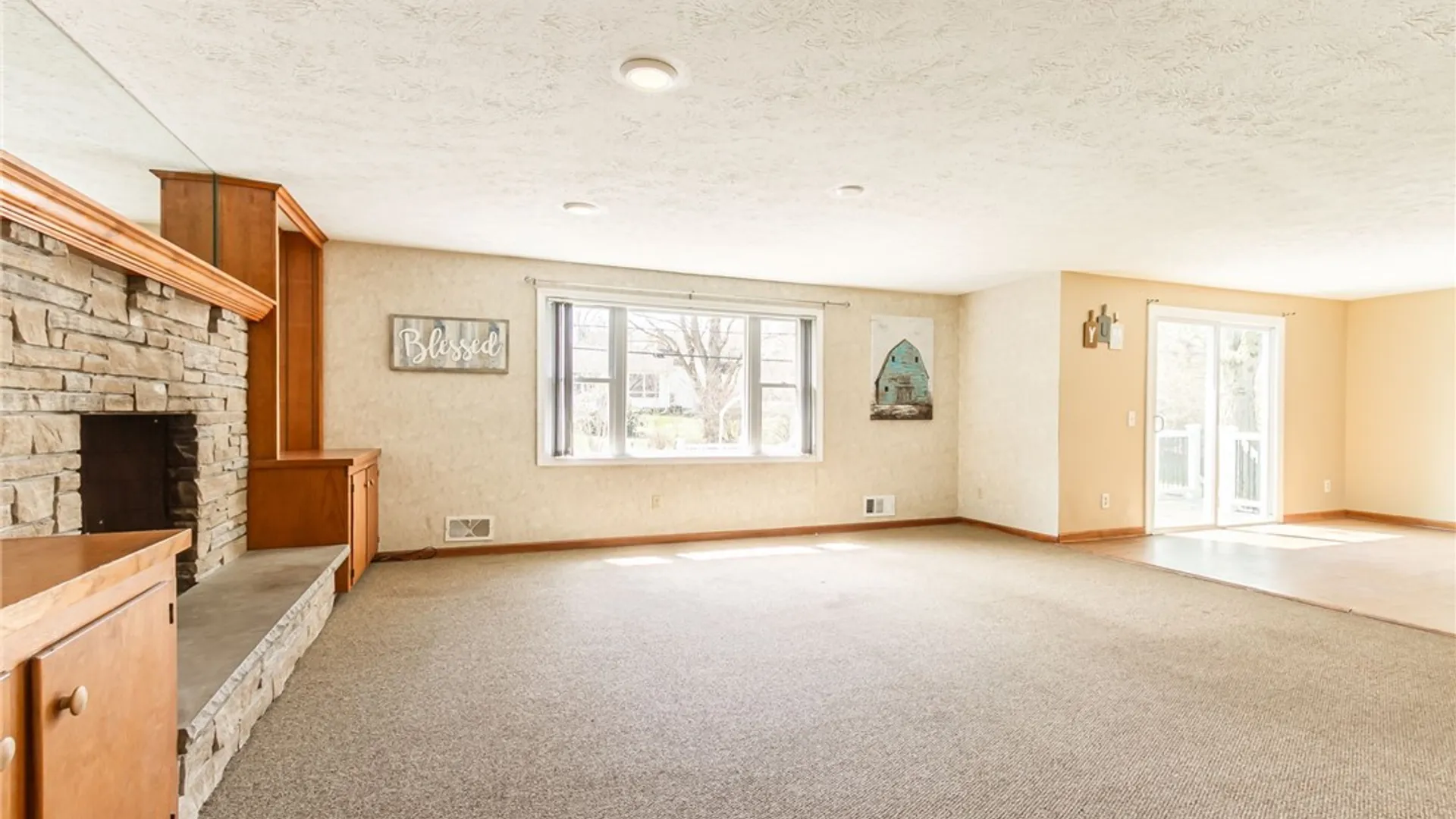 Property at 299 Fairport Road, Pittsford, NY 14445 18