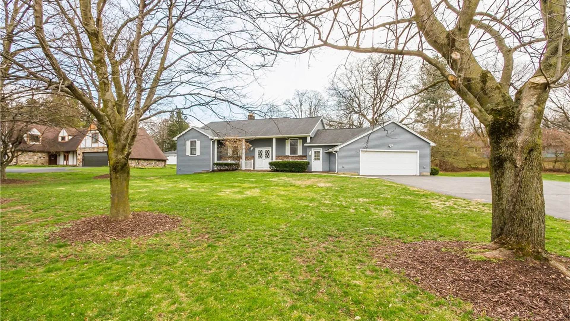Property at 299 Fairport Road, Pittsford, NY 14445 2