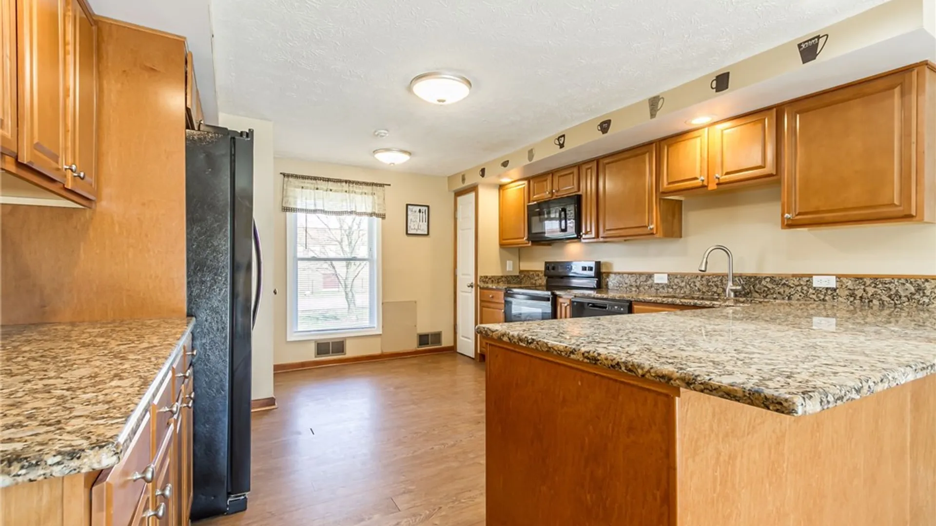 Property at 299 Fairport Road, Pittsford, NY 14445 22