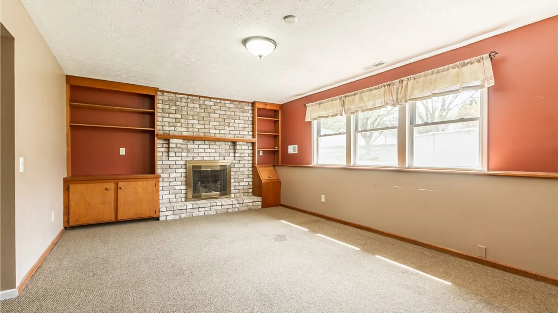 Property at 299 Fairport Road, Pittsford, NY 14445 33