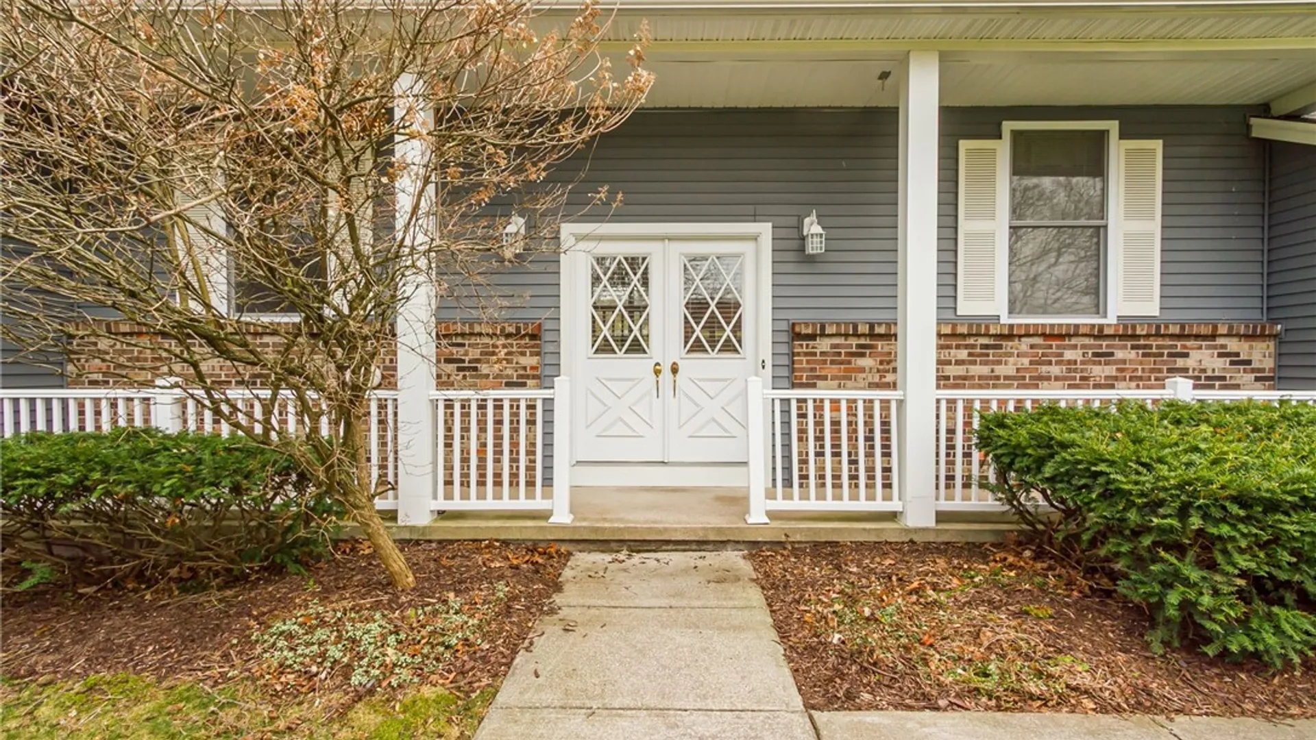 Property at 299 Fairport Road, Pittsford, NY 14445 7