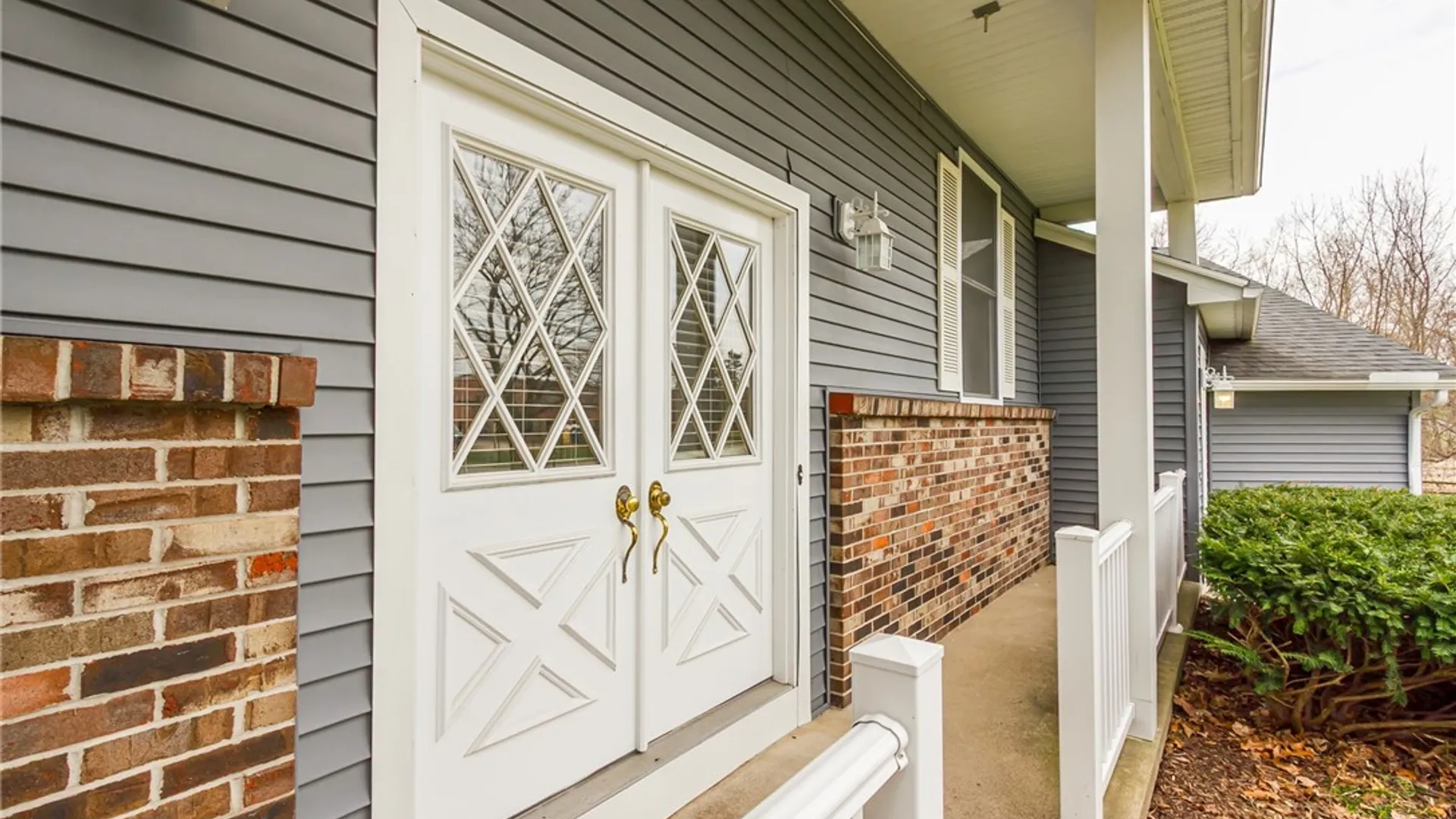 Property at 299 Fairport Road, Pittsford, NY 14445 8