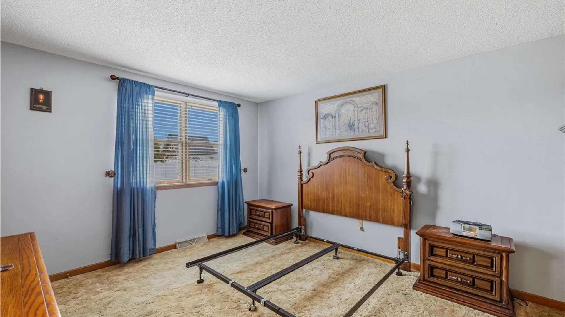 Property at 6941 Rebecca Drive, Wheatfield, NY 14304 25