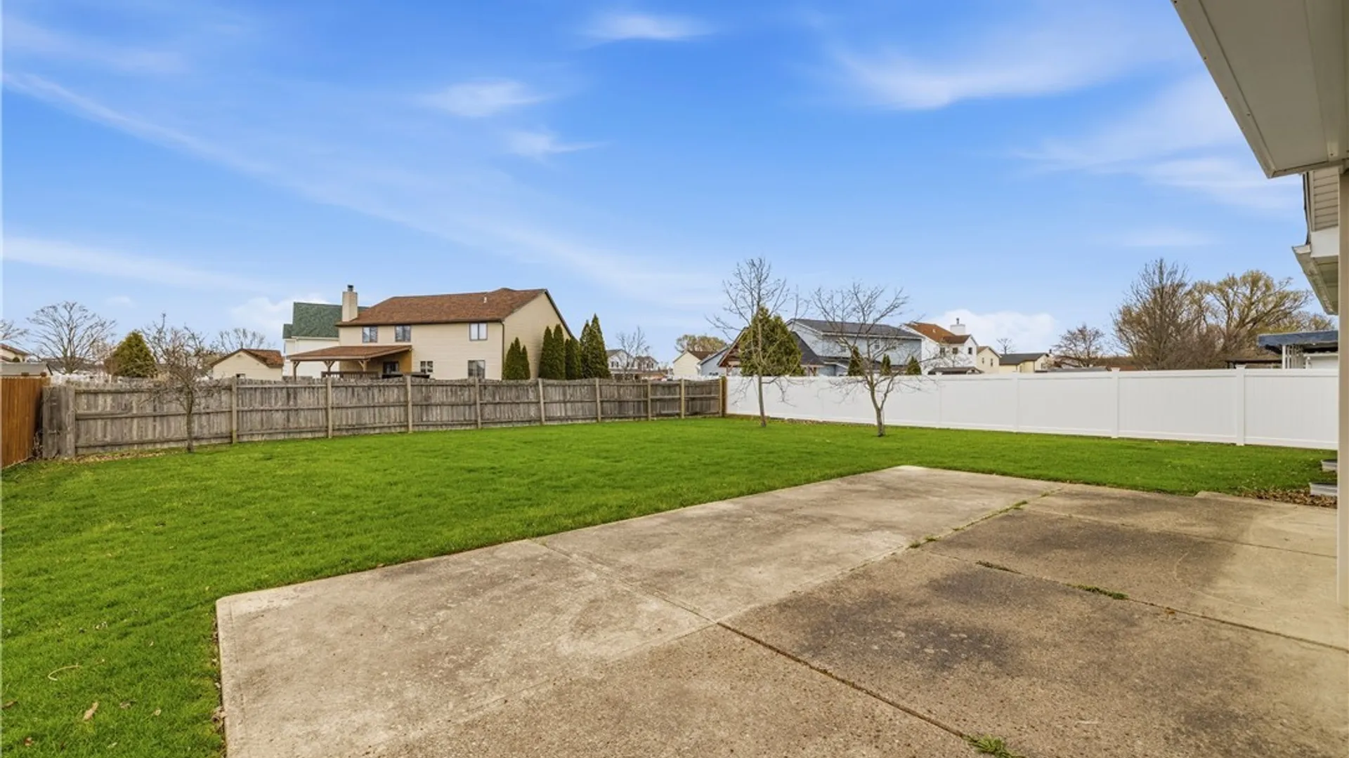 Property at 6941 Rebecca Drive, Wheatfield, NY 14304 36