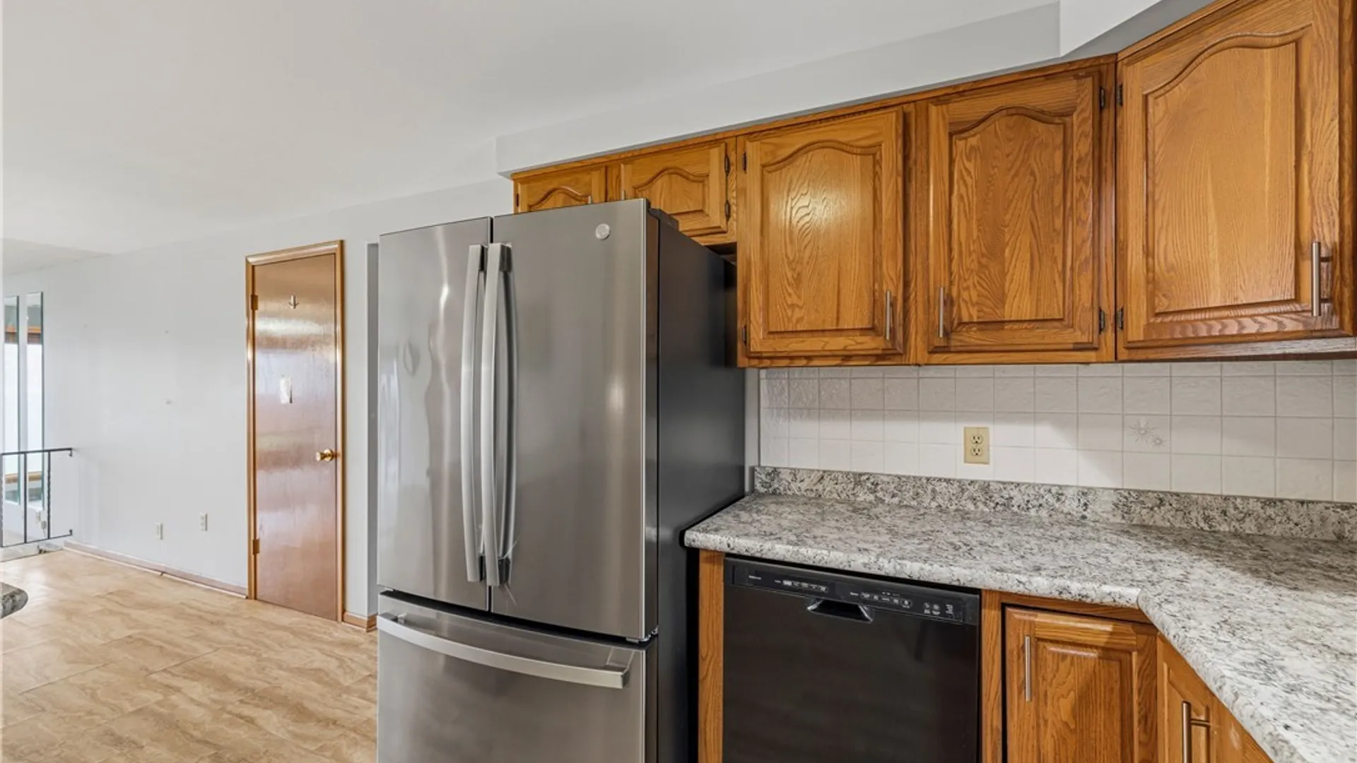 Property at 6941 Rebecca Drive, Wheatfield, NY 14304 6