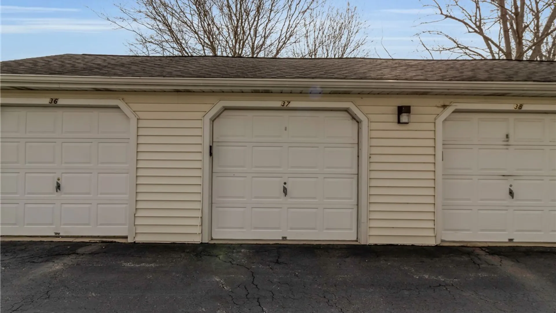 Property at 4617 Chestnut Ridge Road, Amherst, NY 14228 3