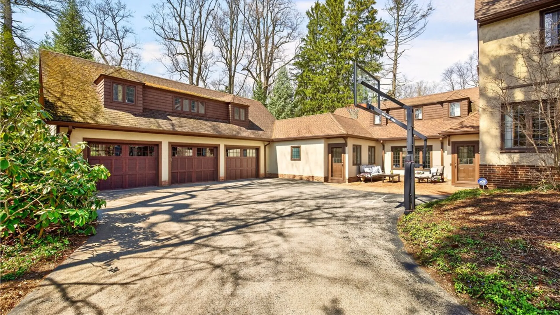 Property at 65 Landing Road, Brighton, NY 14610 36