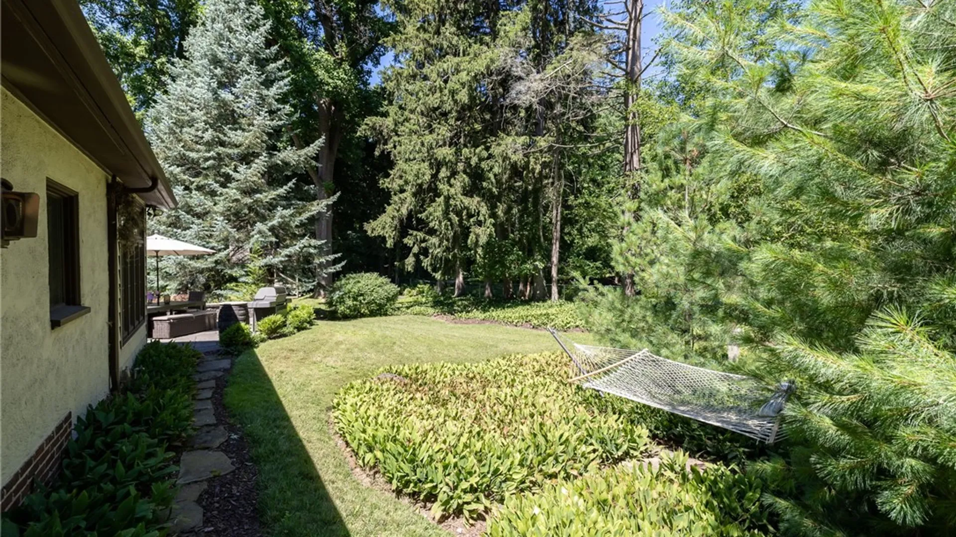 Property at 65 Landing Road, Brighton, NY 14610 39