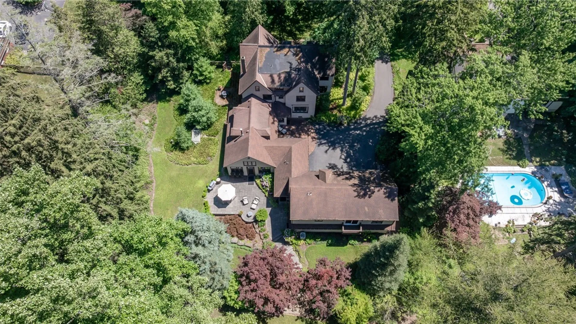 Property at 65 Landing Road, Brighton, NY 14610 49