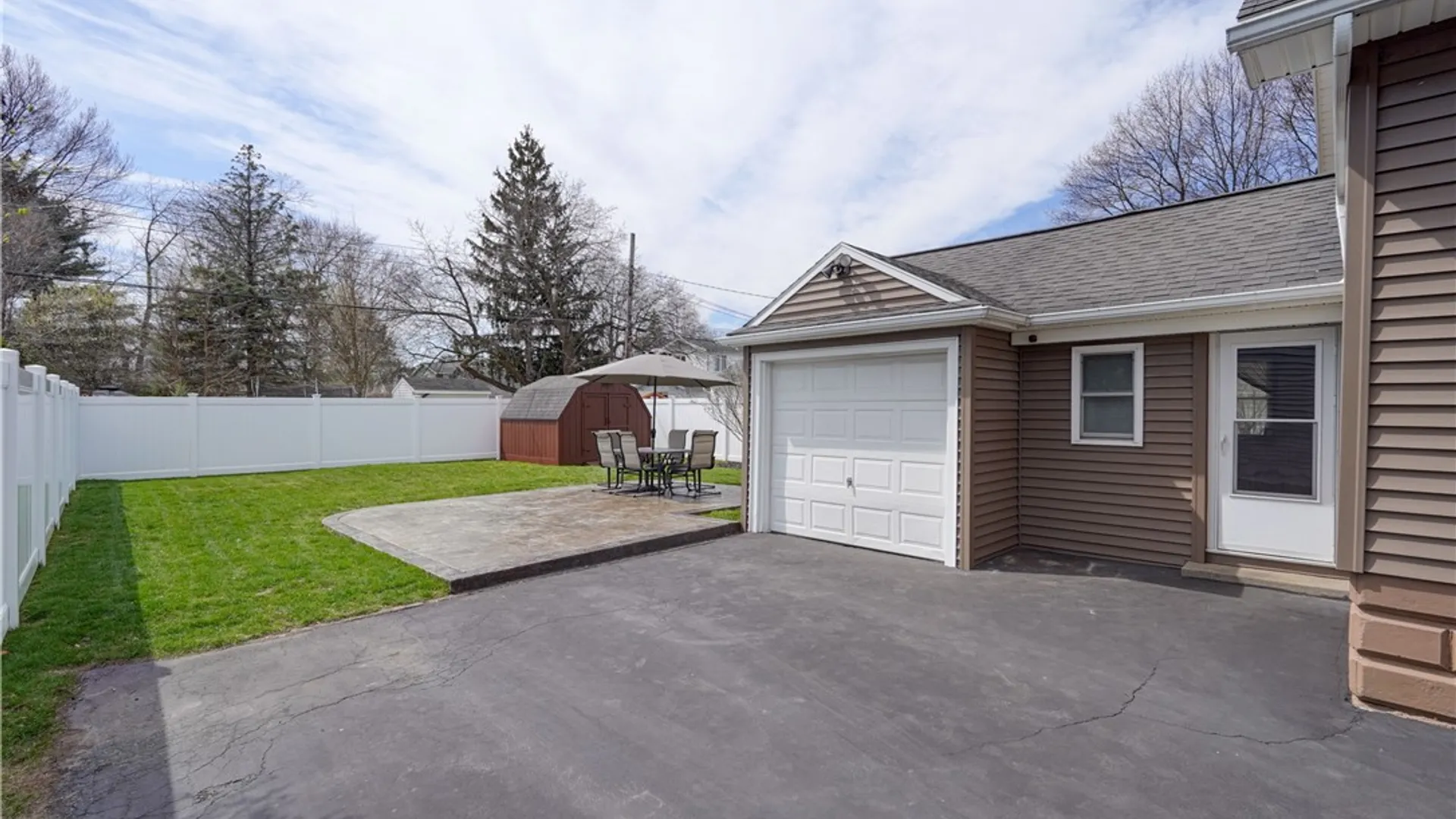 Property at 79 Pomona Dr, Greece, NY 14616 33