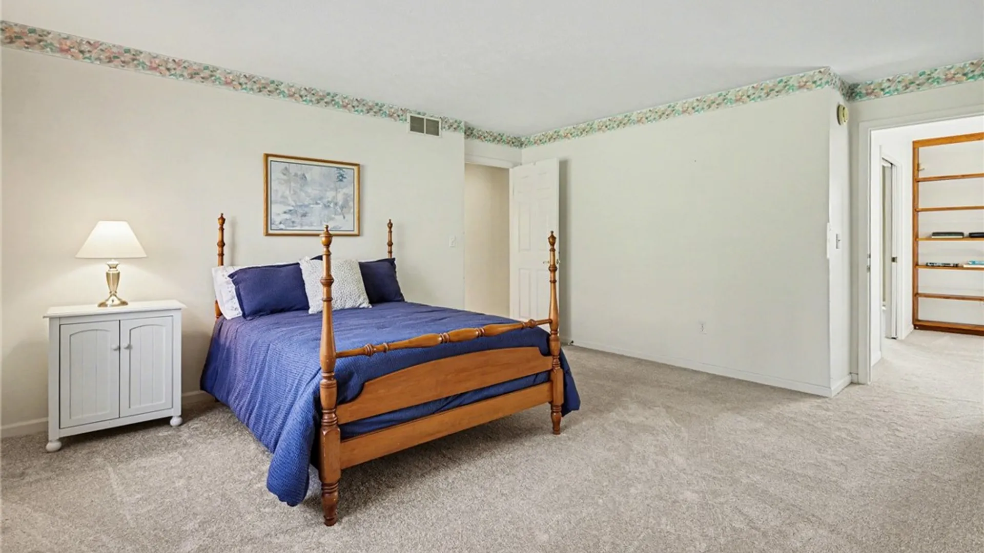 Property at 158 Eaglesfield Way, Perinton, NY 14450 15