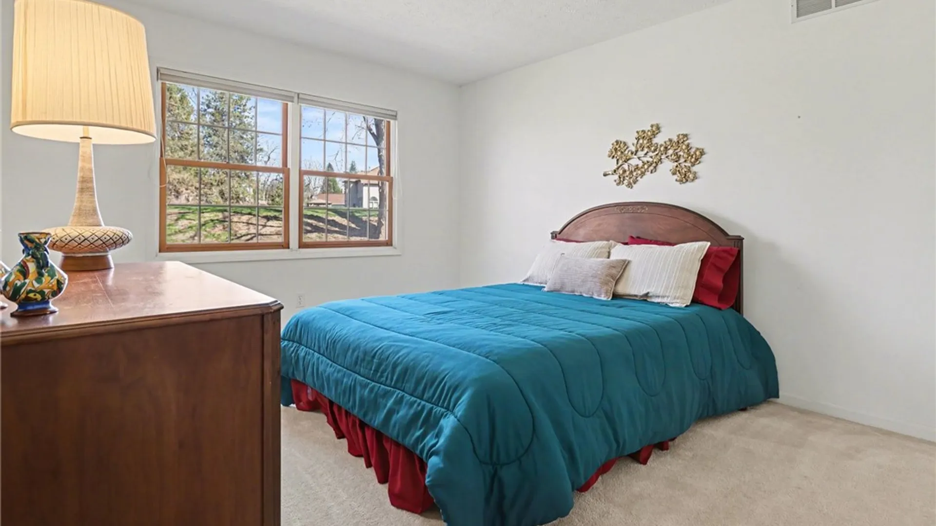 Property at 158 Eaglesfield Way, Perinton, NY 14450 19