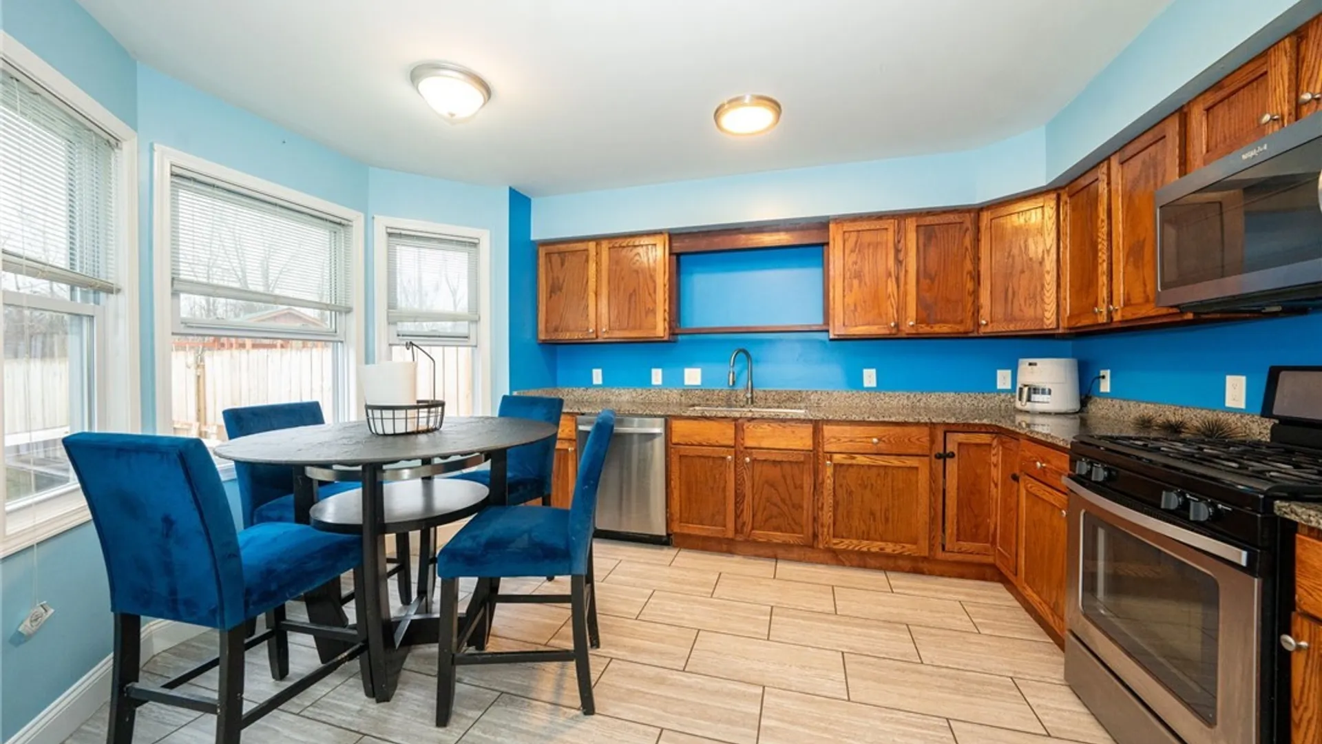 Property at 5233 Scranton Road, Hamburg, NY 14075 4