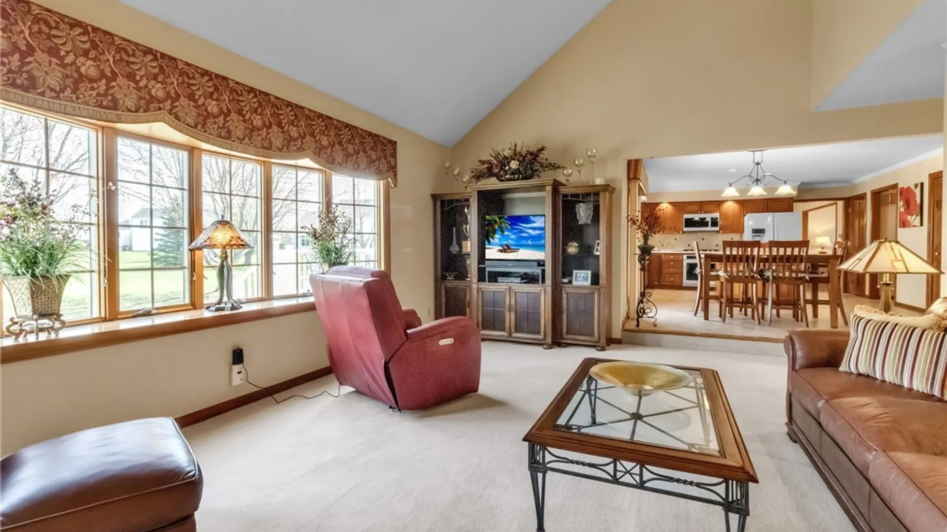 Property at 6340 Cloverleaf Circle, Clarence, NY 14051 21