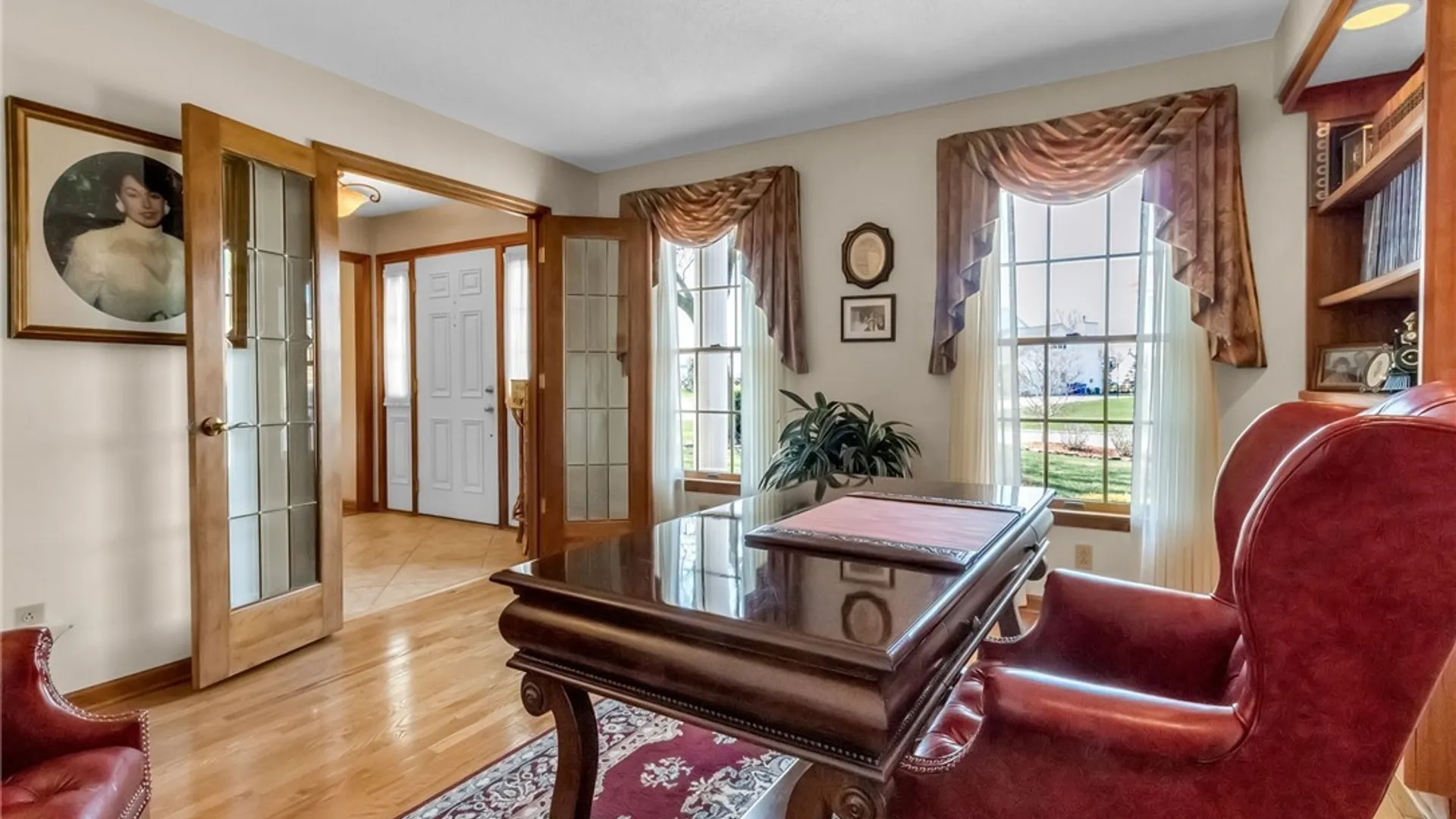 Property at 6340 Cloverleaf Circle, Clarence, NY 14051 9