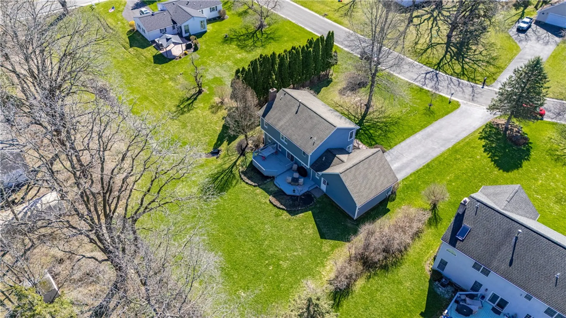Property at 3 Stonefield Place, Mendon, NY 14472 5