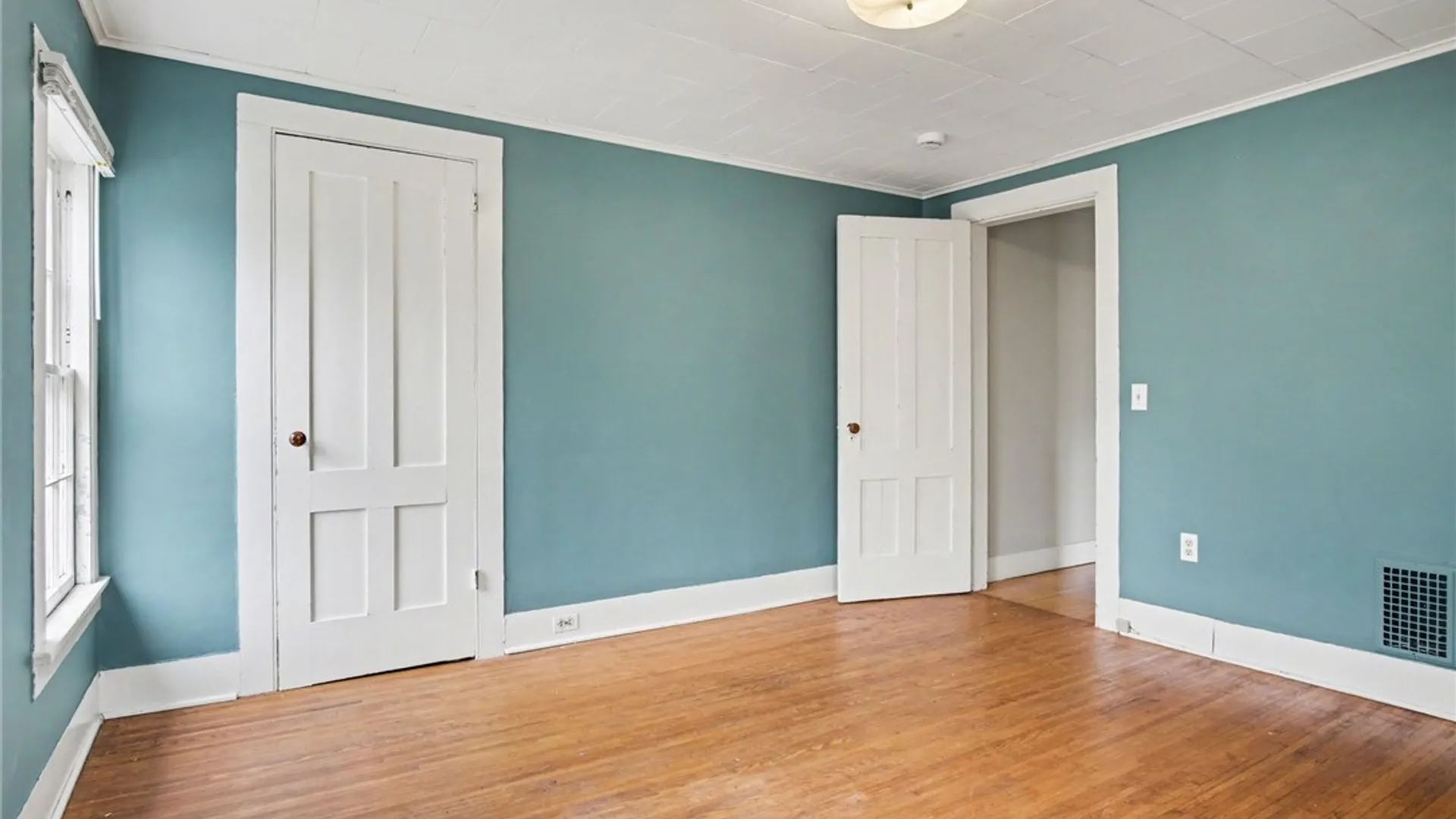 Property at 49 Hickory Street, Rochester, NY 14620 21