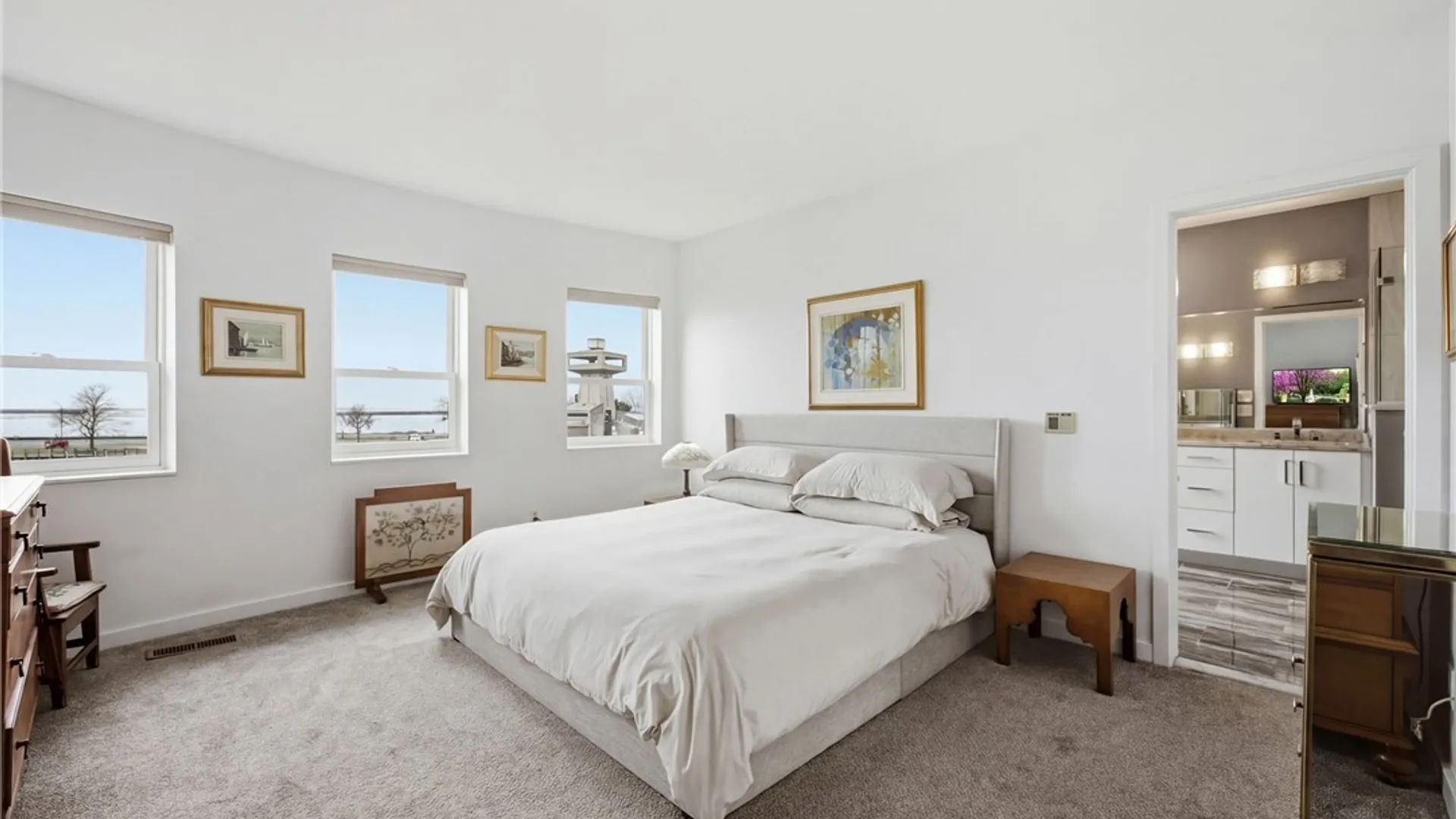 Property at 18 Marina Park, Buffalo, NY 14202 35